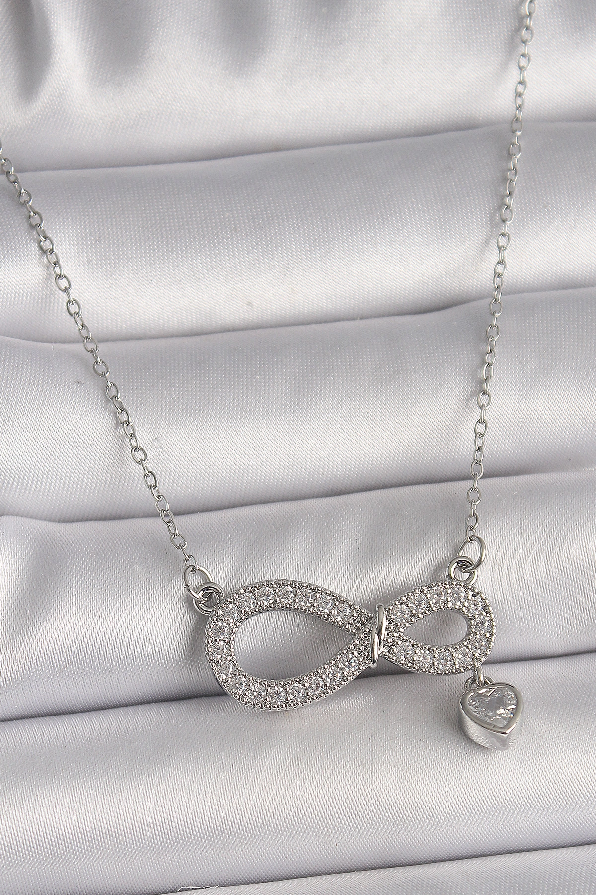 316L Çelik Gümüş Renk Zincir Zirkon Taşlı Sonsuzluk Model Taşlı Kalp Detay Kadın Kolye-0