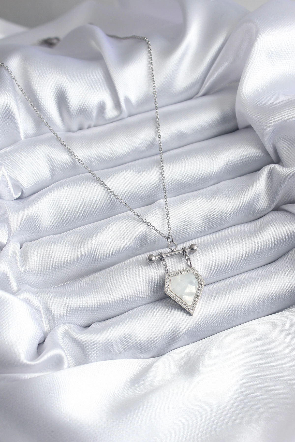 316L Çelik Gümüş Renk Zirkon Taş Detay Kadın Kolye-1