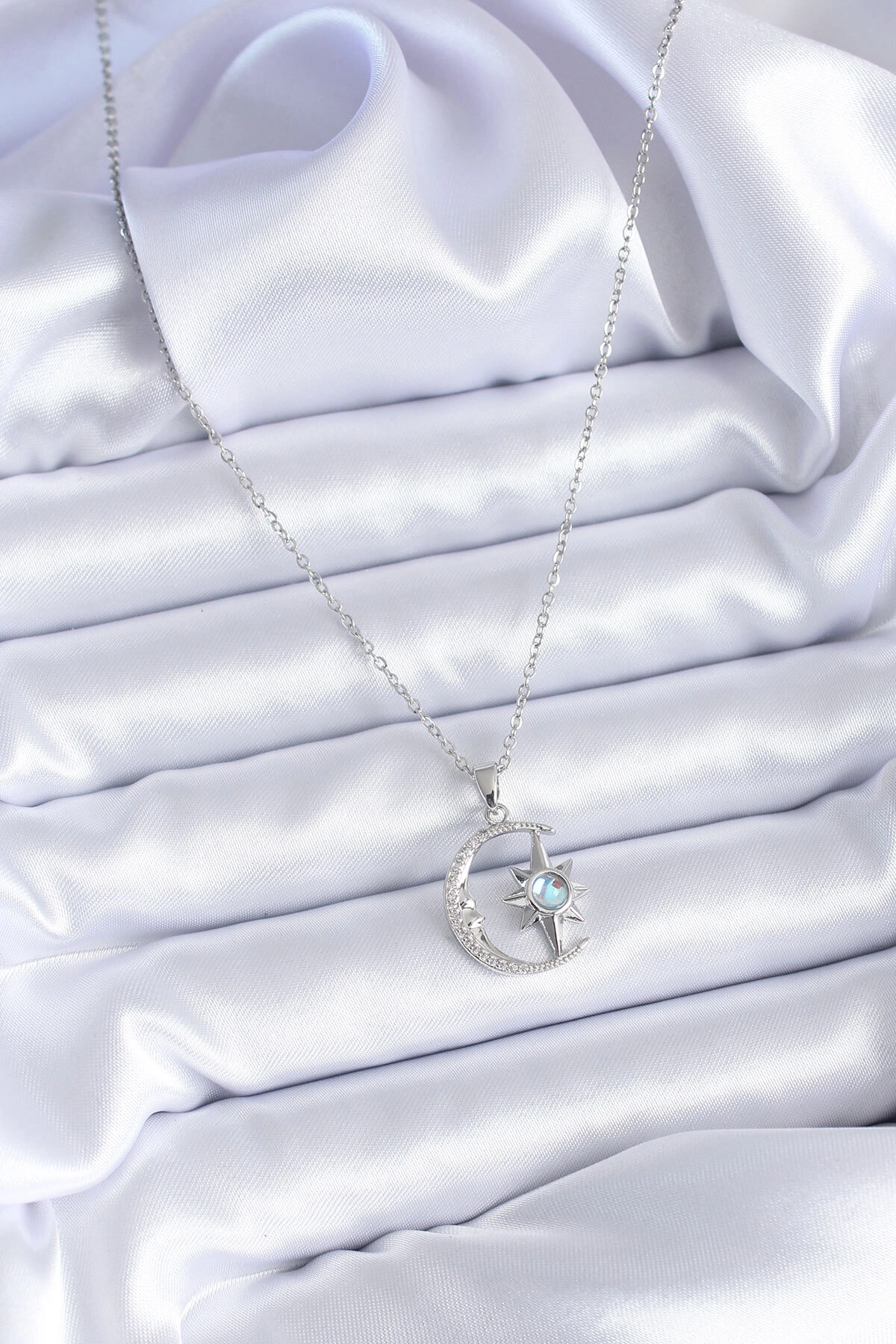 316L Çelik Gümüş Renk Zirkon Taşlı Ay Yıldız Model Kadın Kolye-1