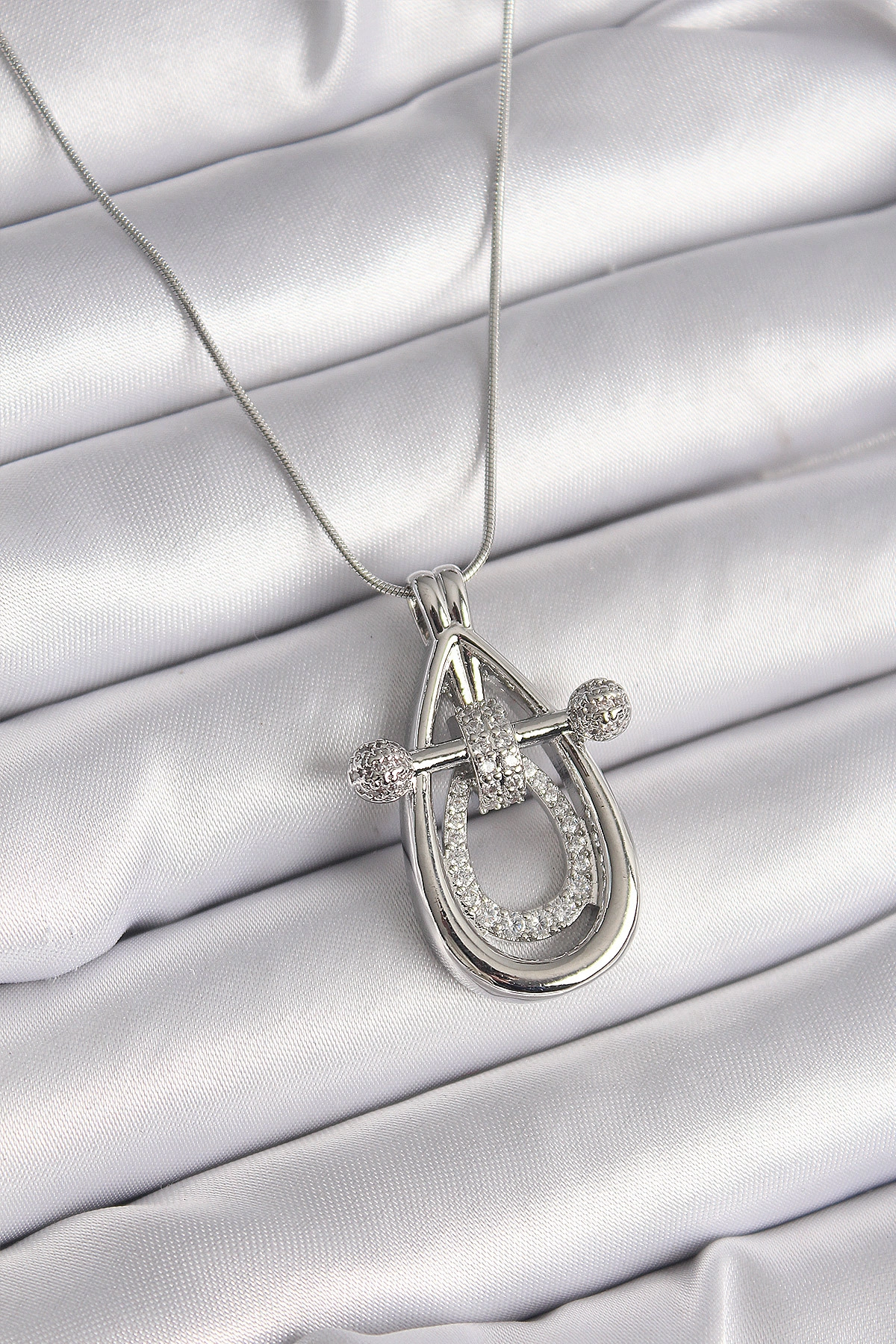 316L Çelik Gümüş Renk Zirkon Taşlı Damla Model Kadın Kolye-0