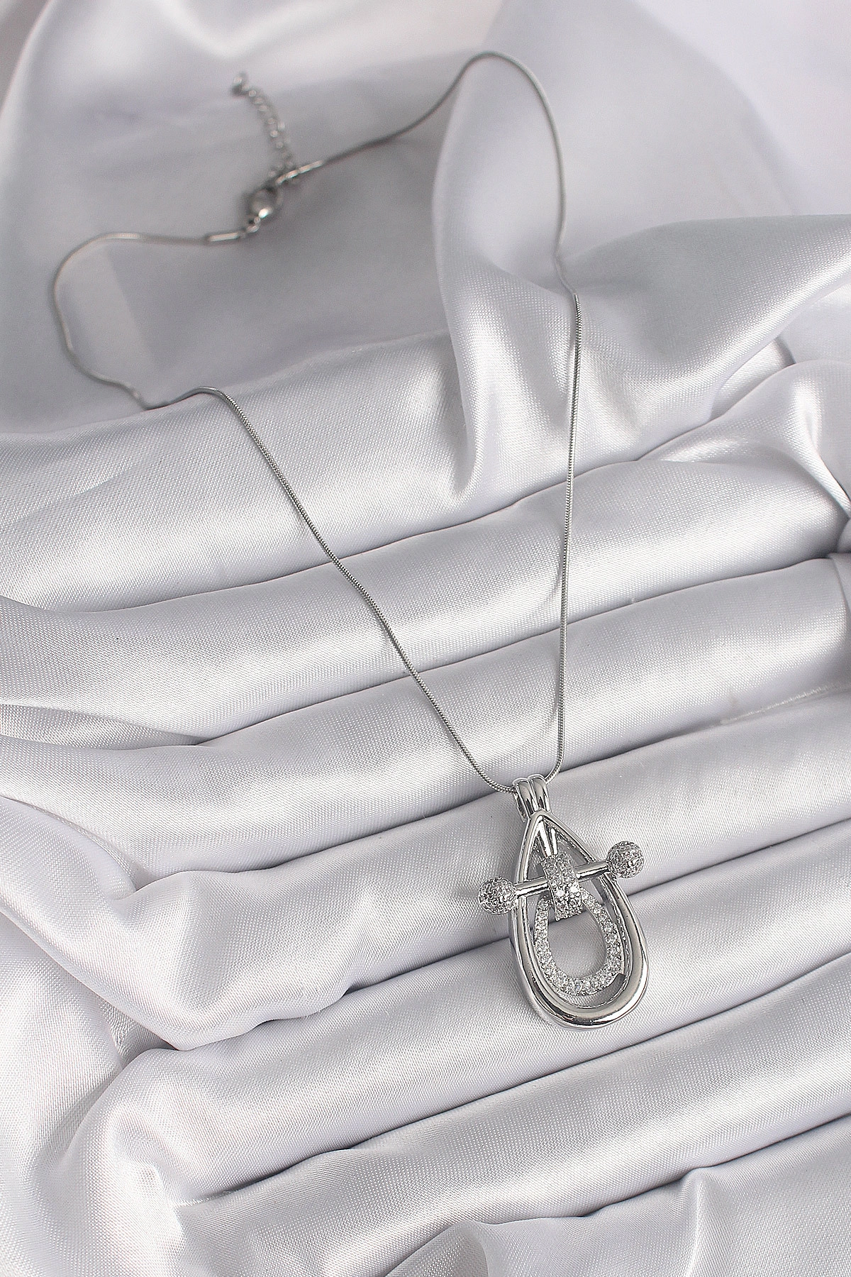 316L Çelik Gümüş Renk Zirkon Taşlı Damla Model Kadın Kolye-1