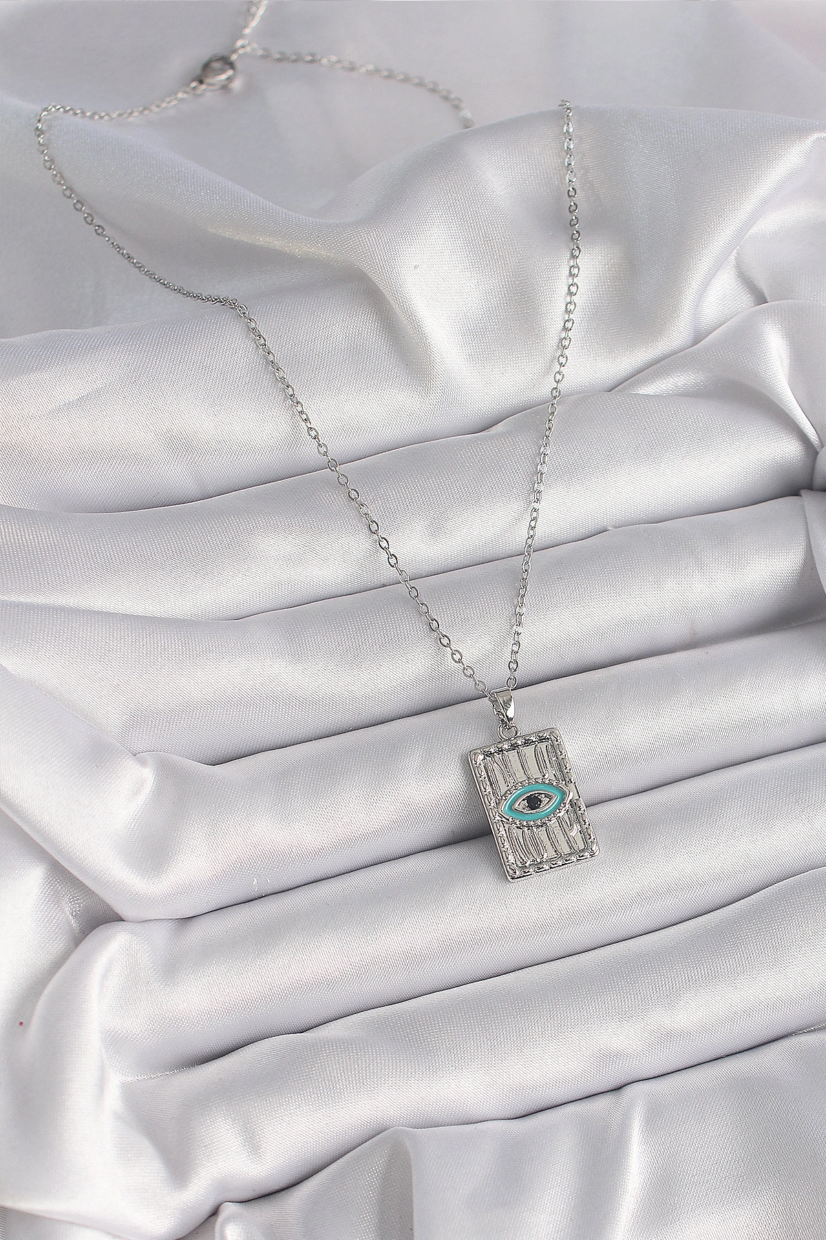 316L Çelik Gümüş Renk Zirkon Taşlı Göz İşleme Detaylı Plaka Model Kadın Küpe-1