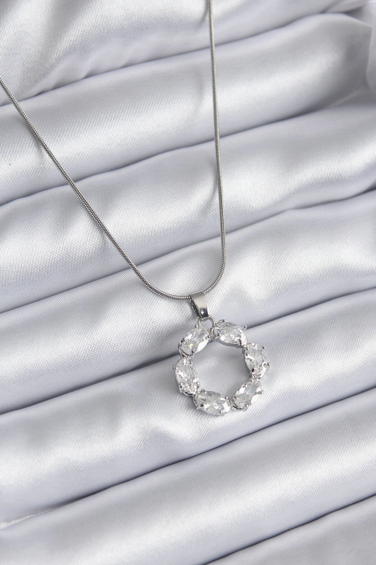 316L Çelik Gümüş Renk Zirkon Taşlı Kadın Kolye-0