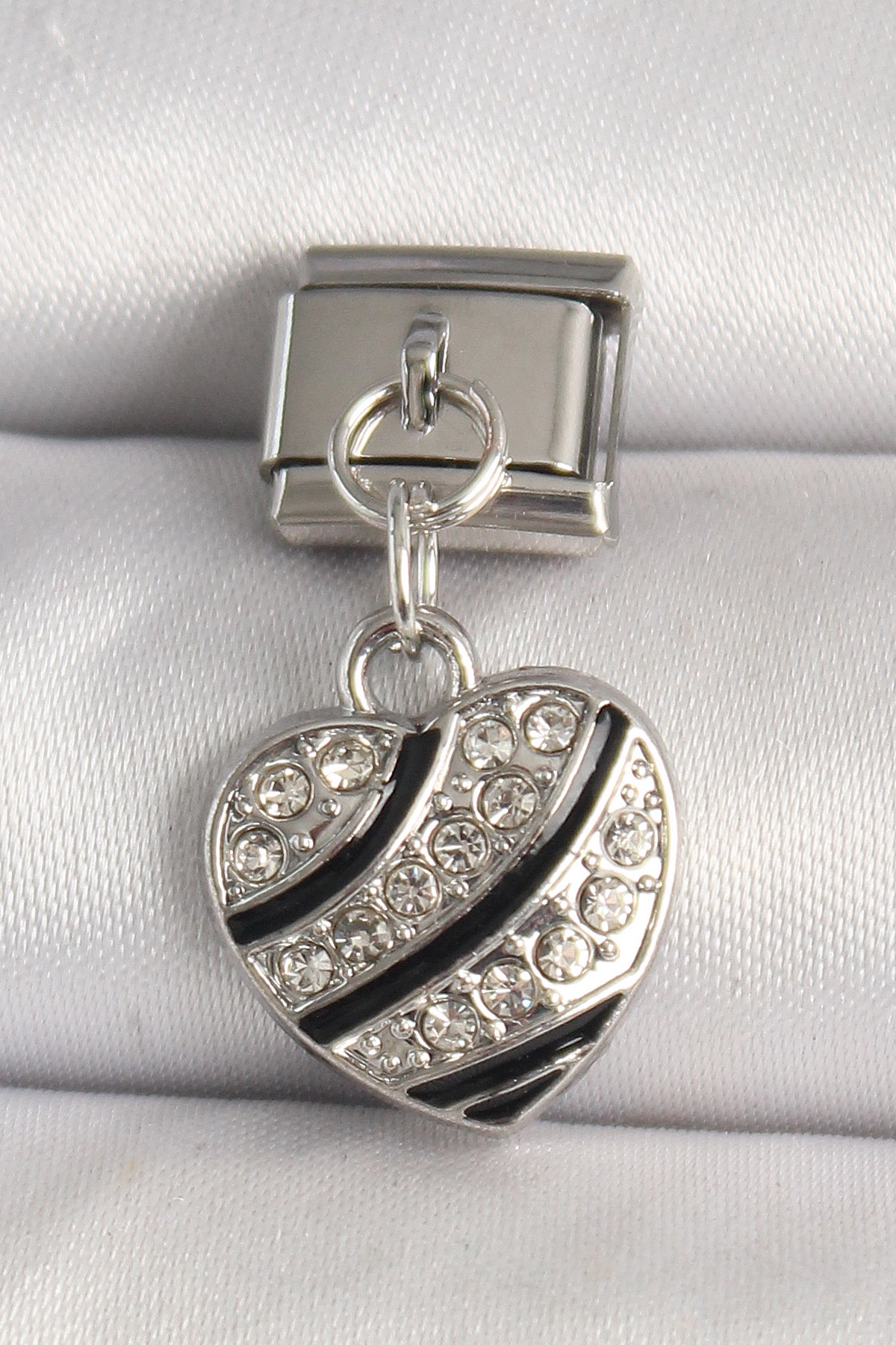 316L Çelik Gümüş Renk Zirkon Taşlı Kalp Model Nomination Charm-0