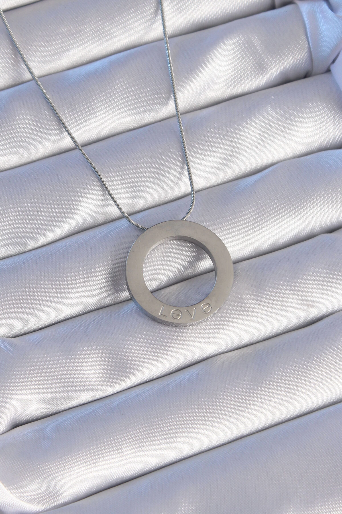 316L Çelik Gümüş Renk Zirkon Taşlı Model Kolye-0