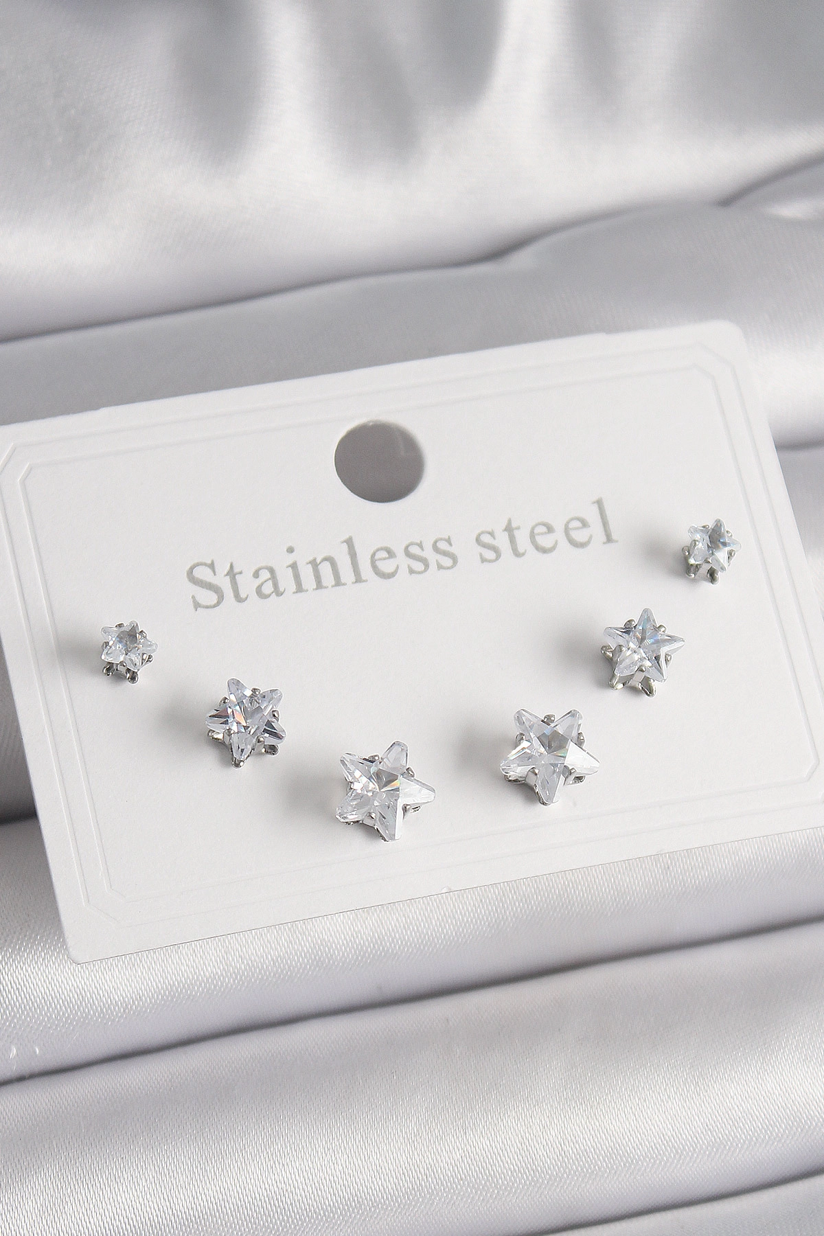 316L Çelik Gümüş Renk Zirkon Taşlı Yıldız Model Kadın Küpe Seti-0