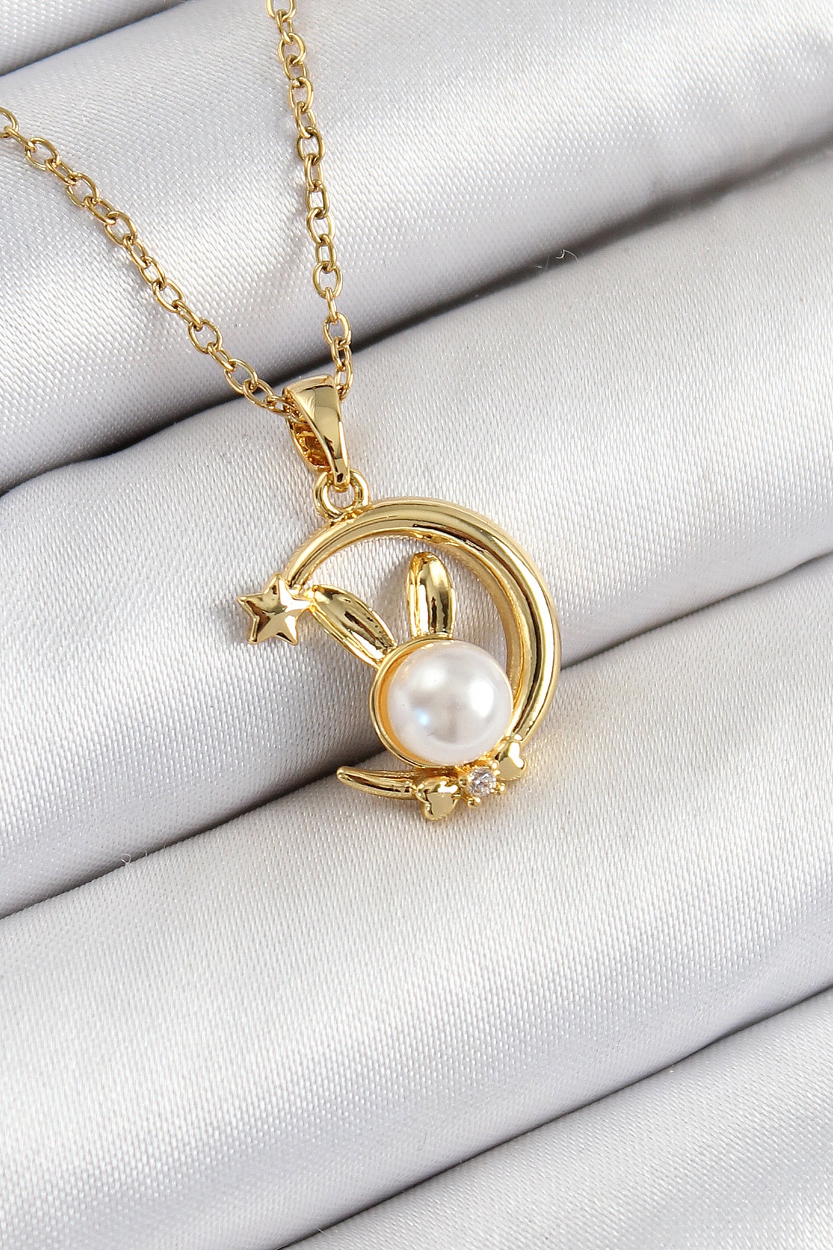 316L Çelik İnci Detaylı Hilal Tavşan Model Gold Renk Kadın Kolye-0