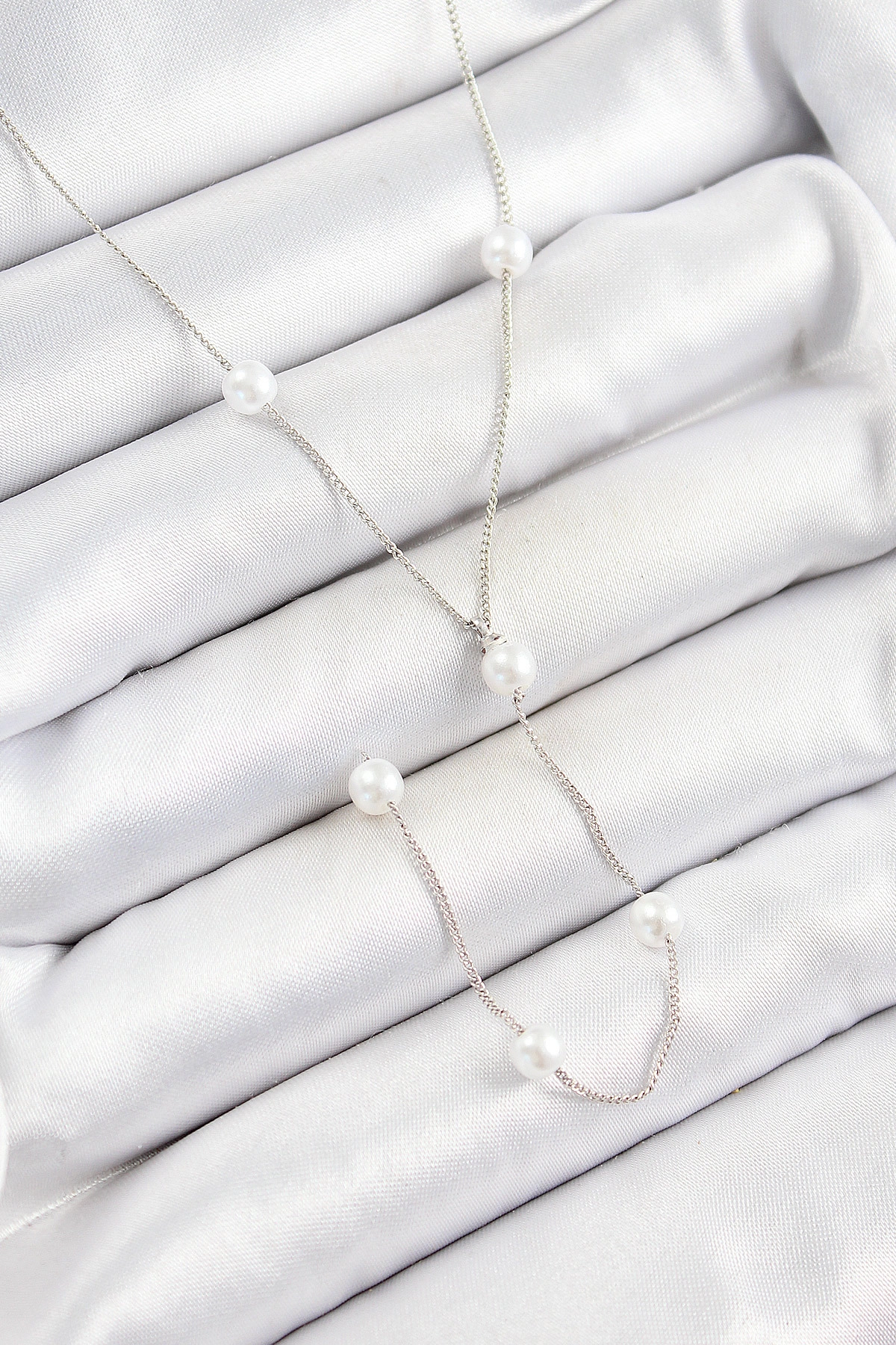 316L Çelik İnci Figürlü Y Model Gümüş Renk Kadın Kolye-0