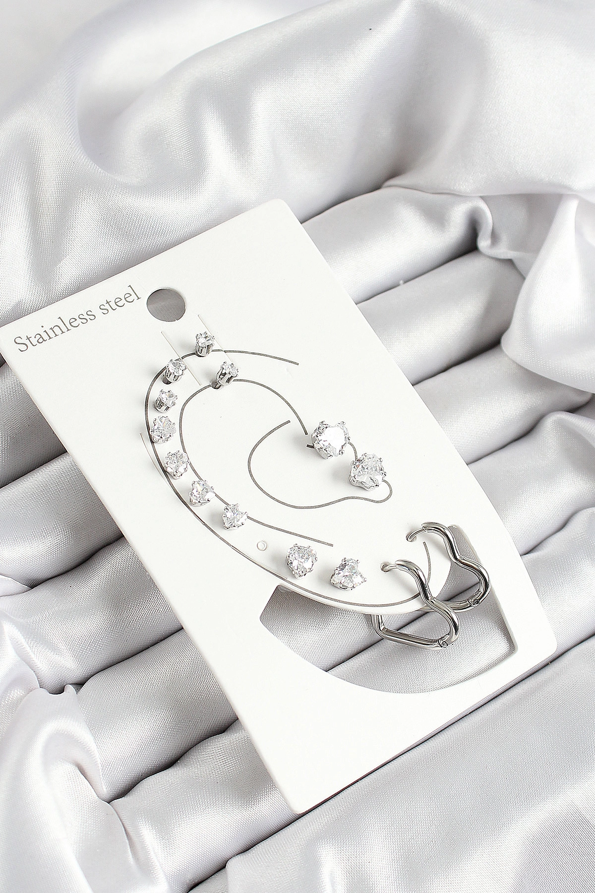 316L Çelik Kalp Figürlü Ve Zirkon Taşlı Gümüş Renk 7'li Çift Kadın Küpe Set-0