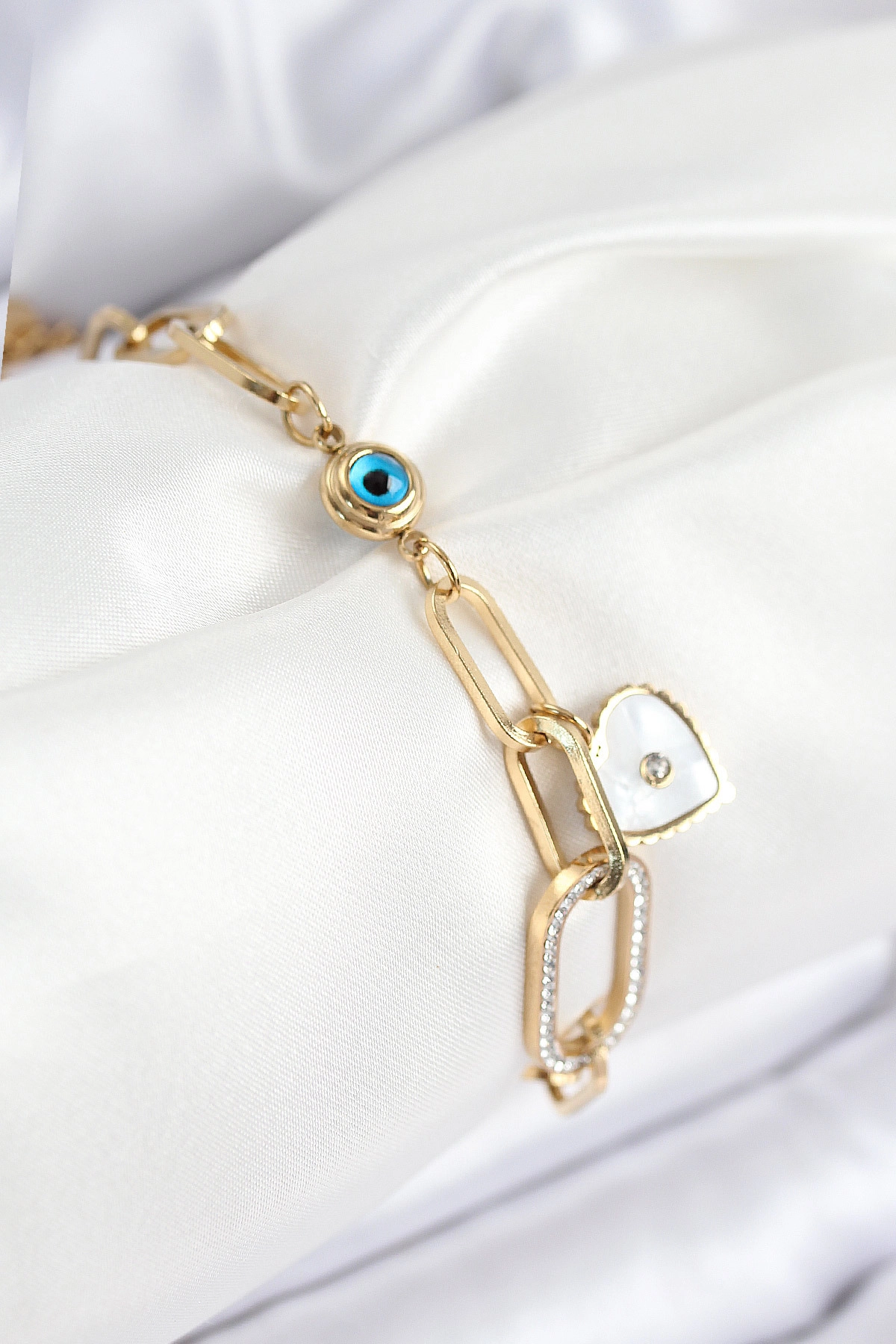 316L Çelik Nazar Boncuğu Ve Zirkon Taşlı Kalp Model Gold Renk Kadın Bileklik-0