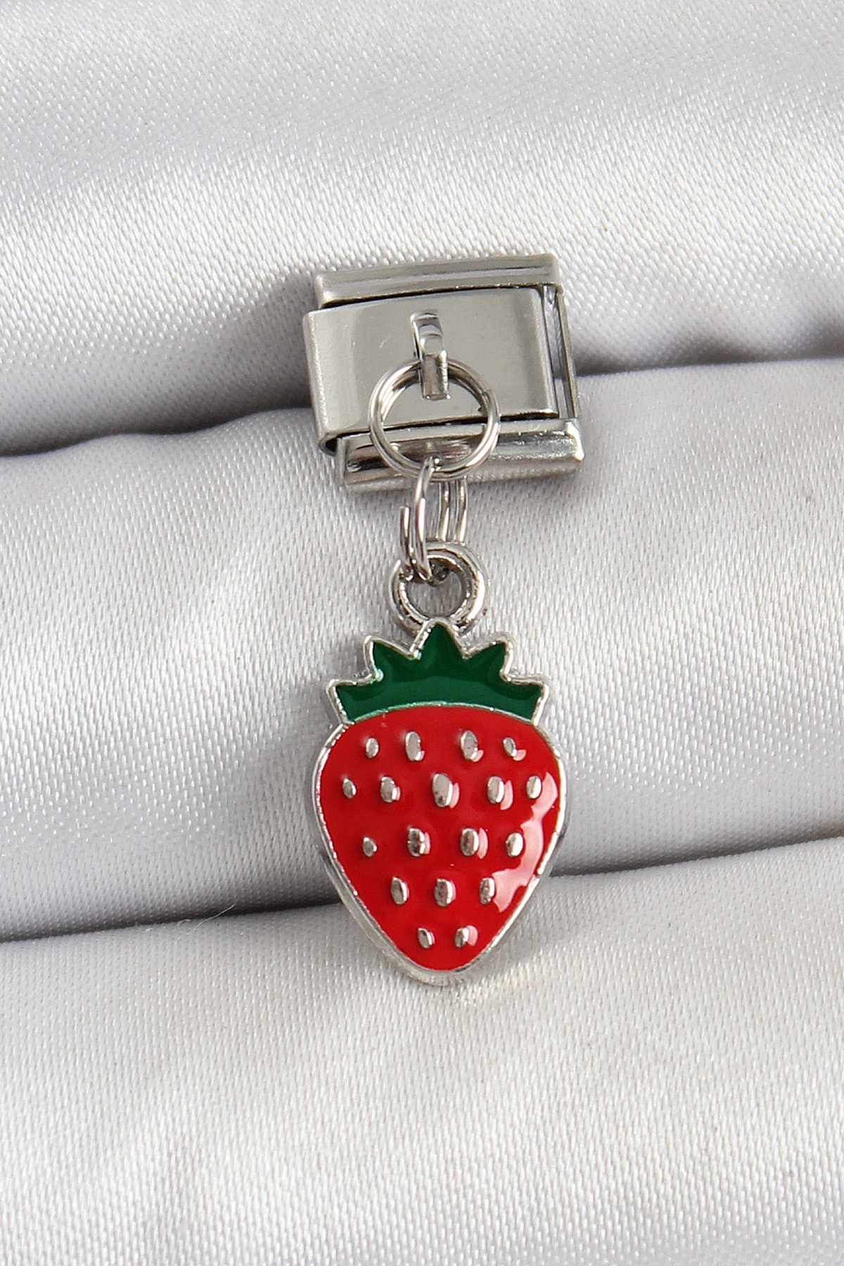 316L Çelik Sallantılı Çilek Model Gümüş Renk Nomination Charm-0
