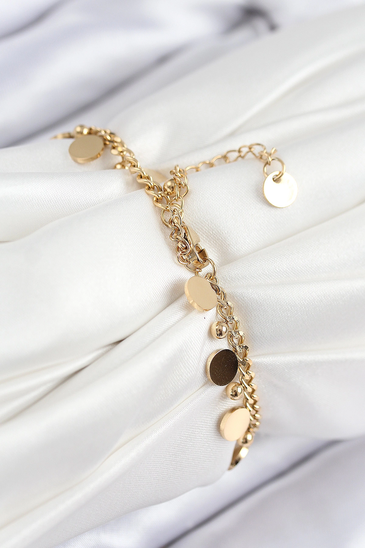 316L Çelik Sıralı Pul Model Gold Renk Kadın Bileklik-1