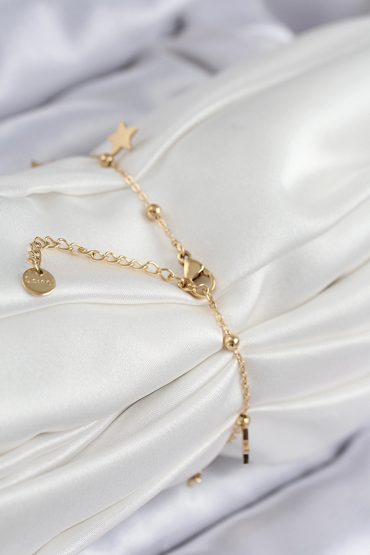 316L Çelik Sıralı Yıldız Model Gold Renk Kadın Bileklik-1