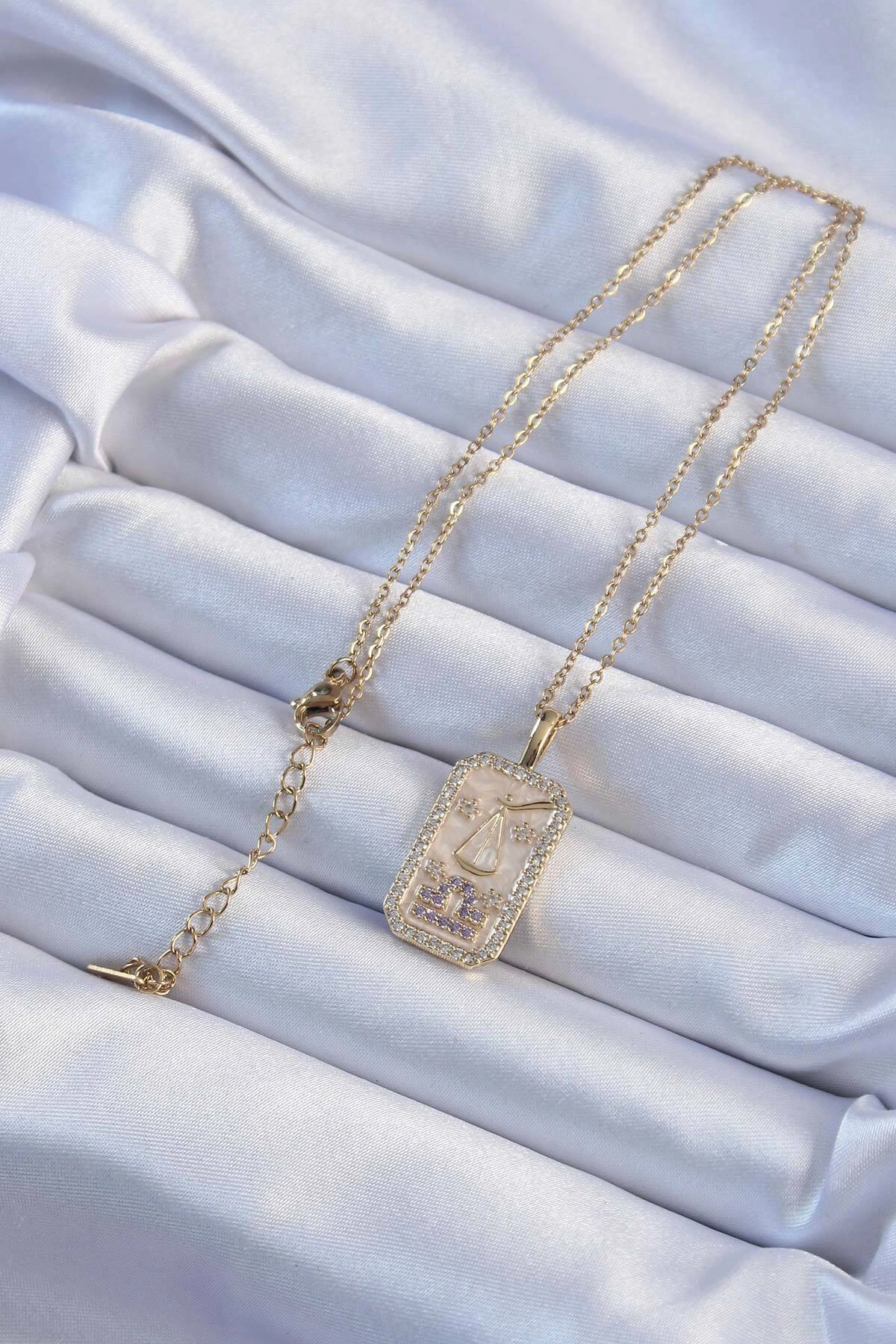 316L Çelik Zincir Altın Renk Lila Zirkon Taşlı Tarot Kolye-1