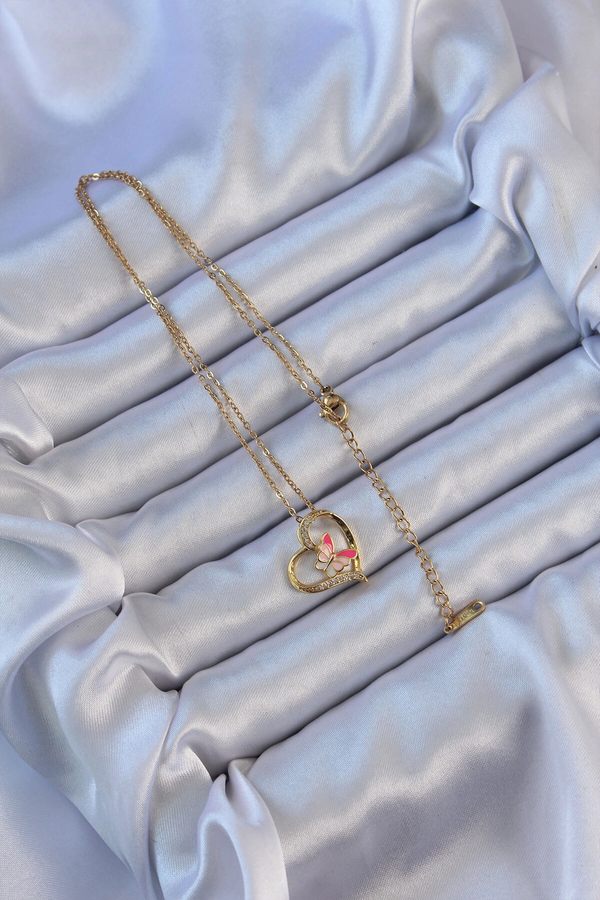 316L Çelik Zincir Altın Renk Mineli Kelebek Figür Zirkon Taşlı Kalp Kolye-1