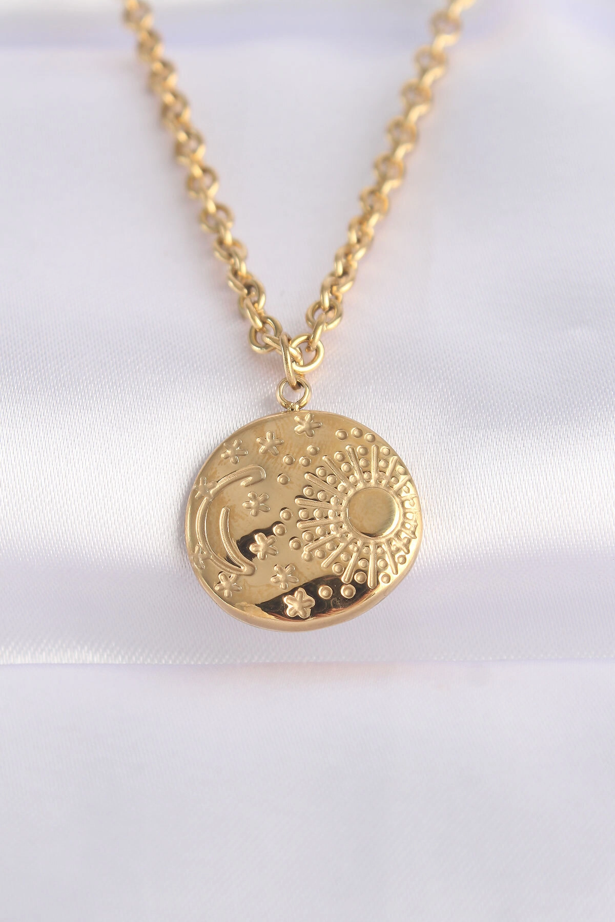 316L Çelik Zincir Altın Renk Oval Desenli Kolye-0