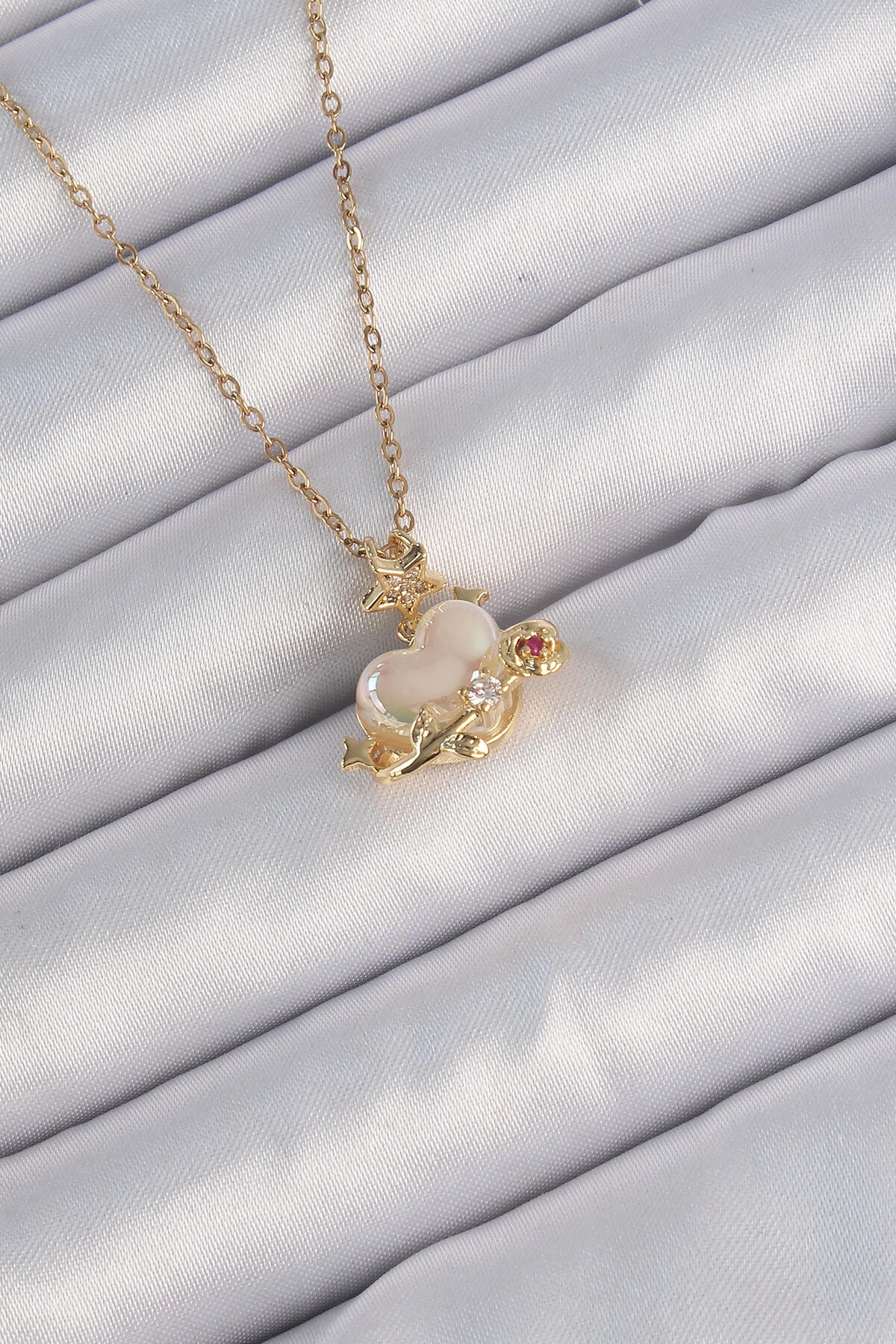 316L Çelik Zincir Altın Renk Sedefli Kalp Figür Zirkon Taşlı Gezegen Kolye-0