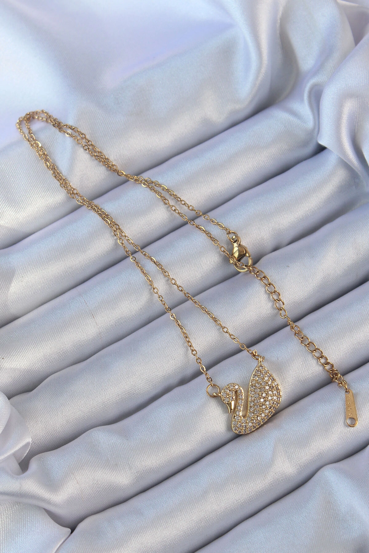 316L Çelik Zincir Altın Renk Zirkon Taşlı Kuğu Kolye-1