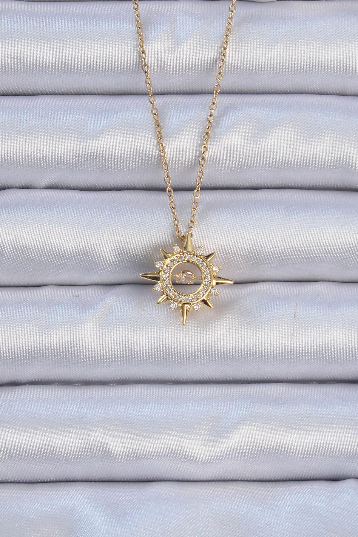 316L Çelik Zincir Altın Renk Zirkon Taşlı Parlayan Yıldız Kolye-0