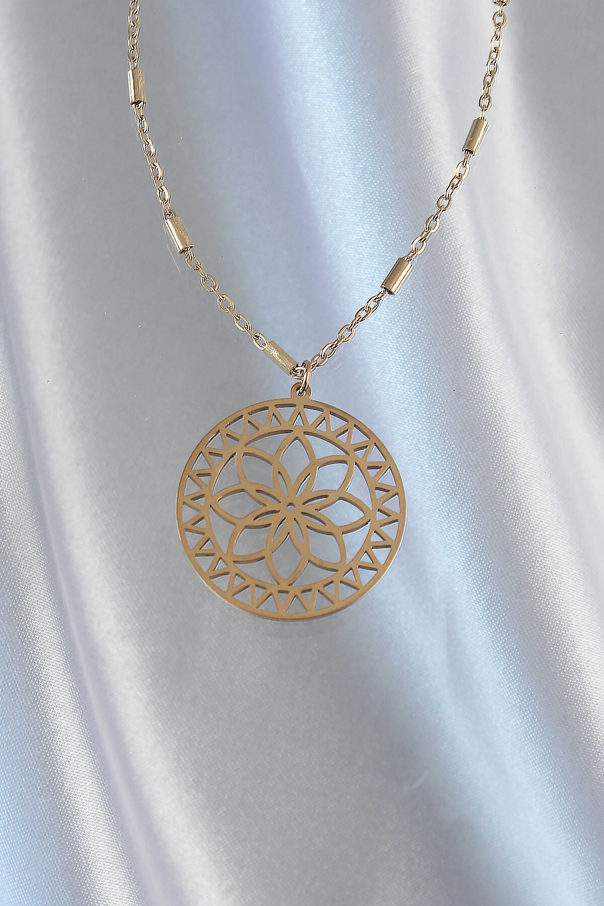 316L Çelik Zincir Gold Renk Lotus Model Kolye-1
