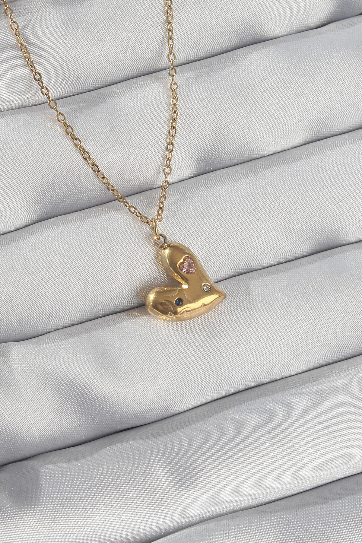 316L Çelik Zincir Gold Renk Renkli Zirkon Taşlı Kalp Kolye-0