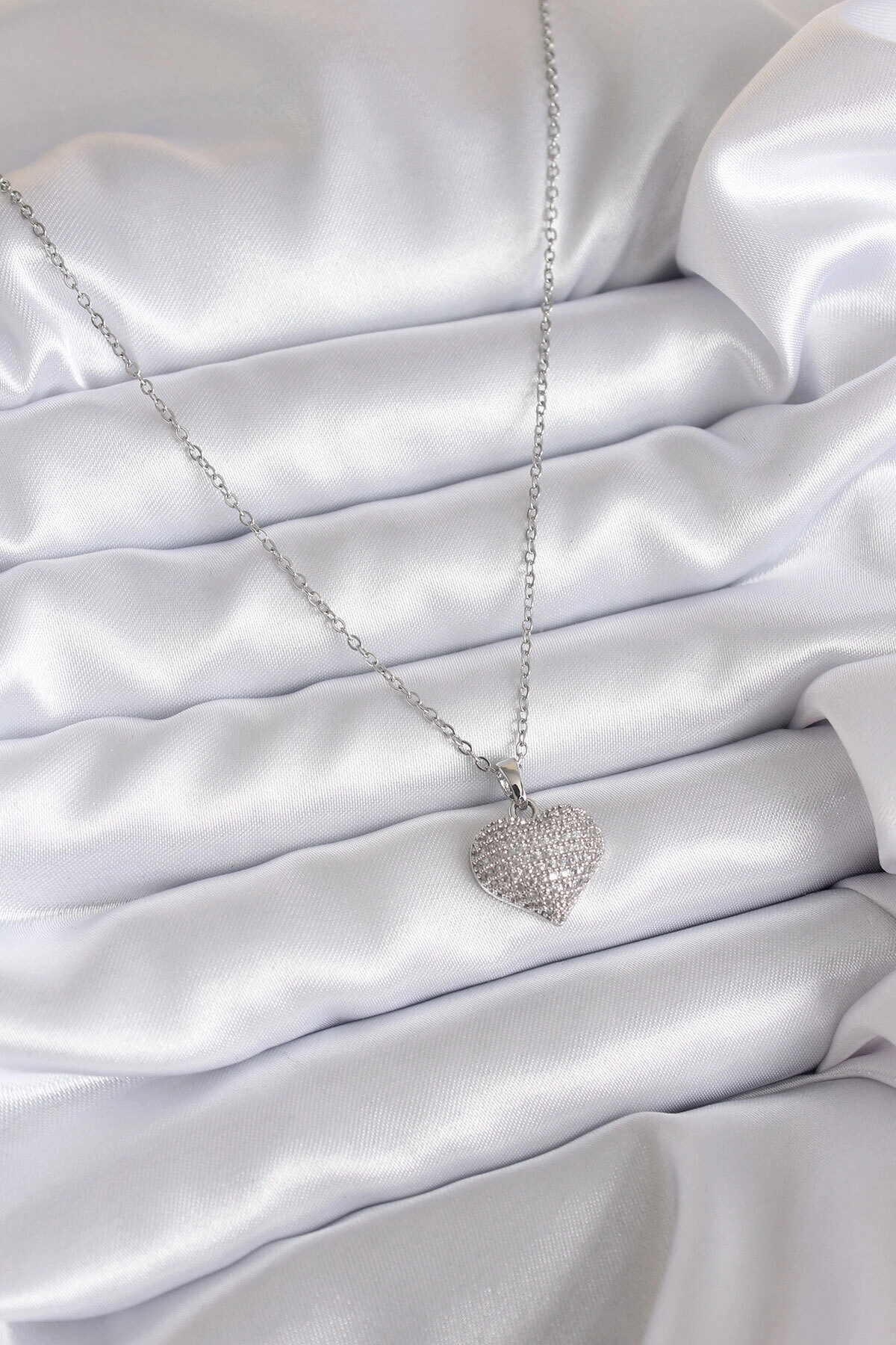 316L Çelik Zincir Gümüş Renk Zirkon Taş Detay Kalp Model Kadın Kolye-1