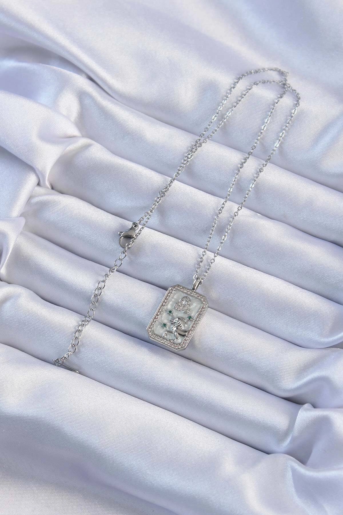 316L Çelik Zincir Gümüş Renk Zirkon Taşlı Aslan Figürlü Tarot Kolye-1