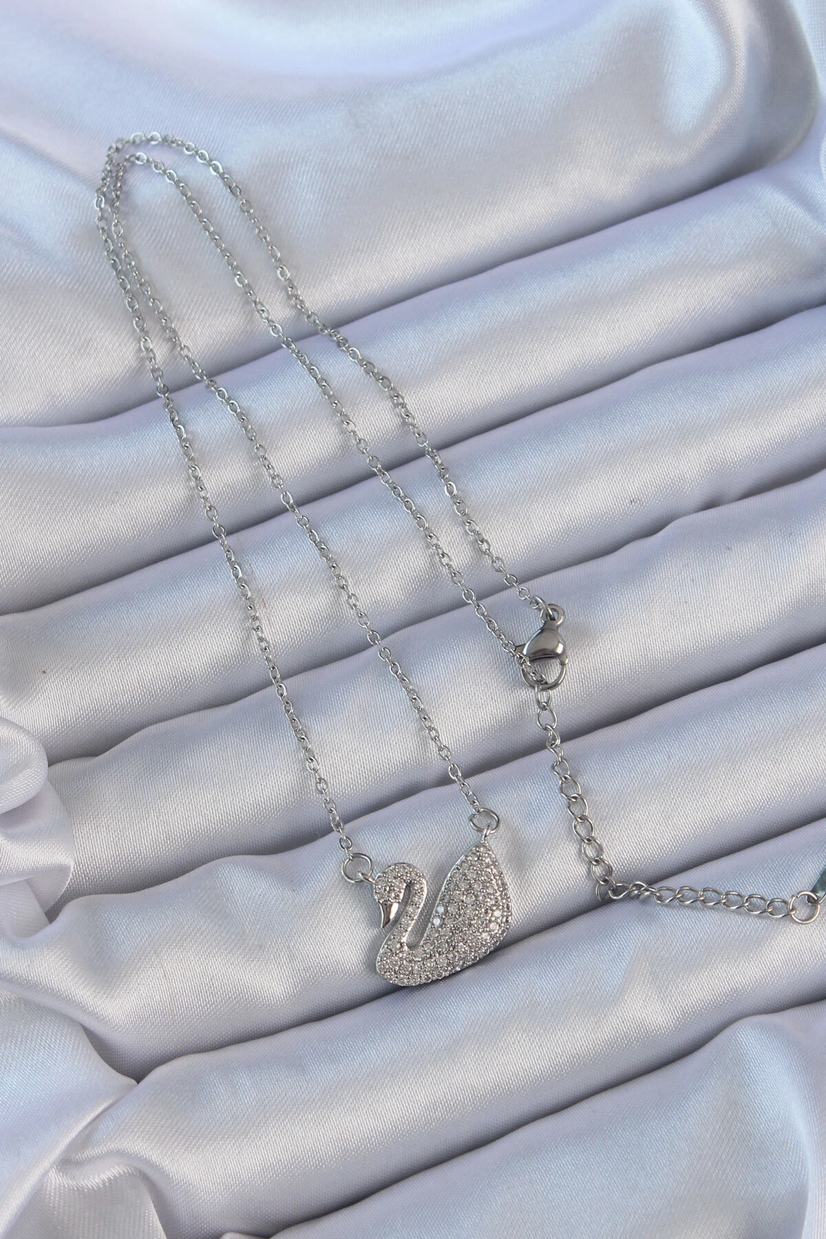 316L Çelik Zincir Gümüş Renk Zirkon Taşlı Kuğu Kolye-1