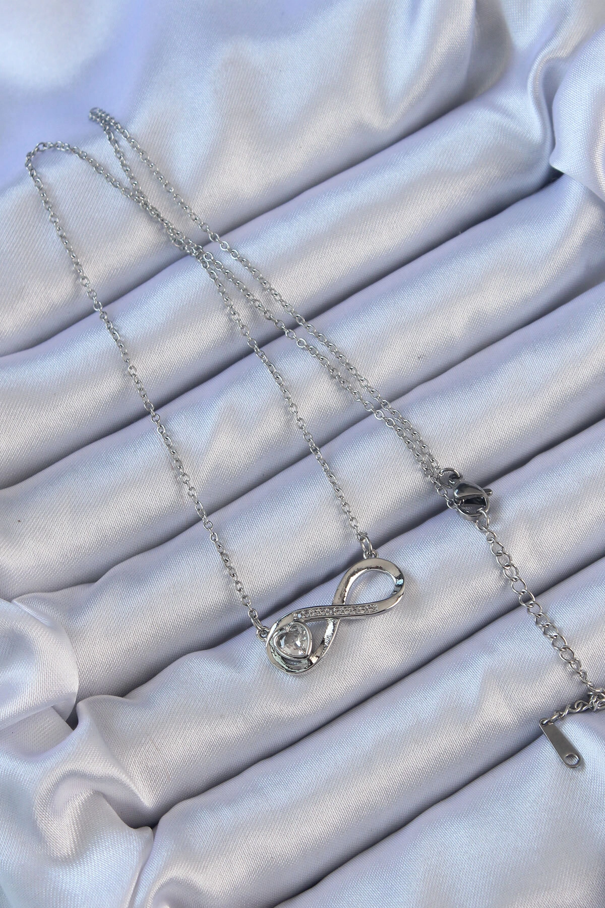 316L Çelik Zincir Gümüş Renk Zirkon Taşlı Minimal Kalp Figür Sonsuzluk Kolye-1