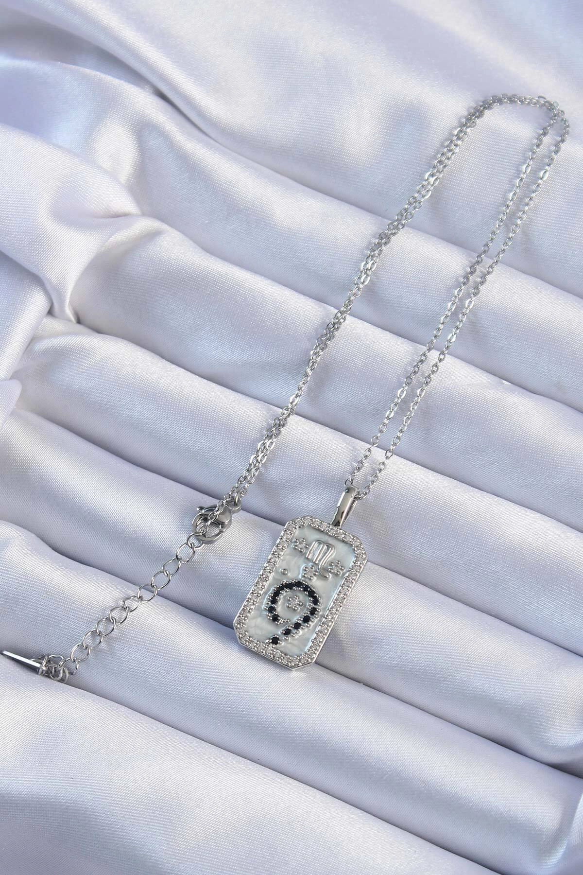 316L Çelik Zincir Gümüş Renk Zirkon Taşlı Minimal Papatya Figürlü Tarot Kolye-1