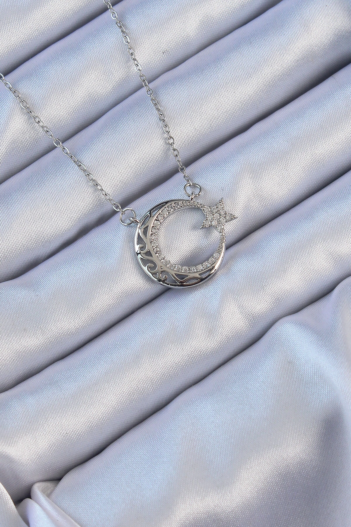 316L Çelik Zincir Gümüş Renk Zirkon Taşlı Motifli Ay Yıldız Kolye-0