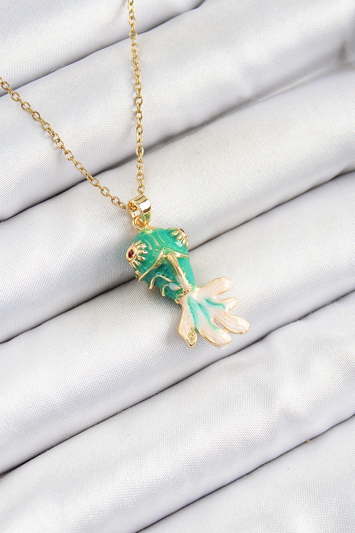 316L Çelik Zincir Yeşil Balık Model Gold Renk Kadın Kolye-0