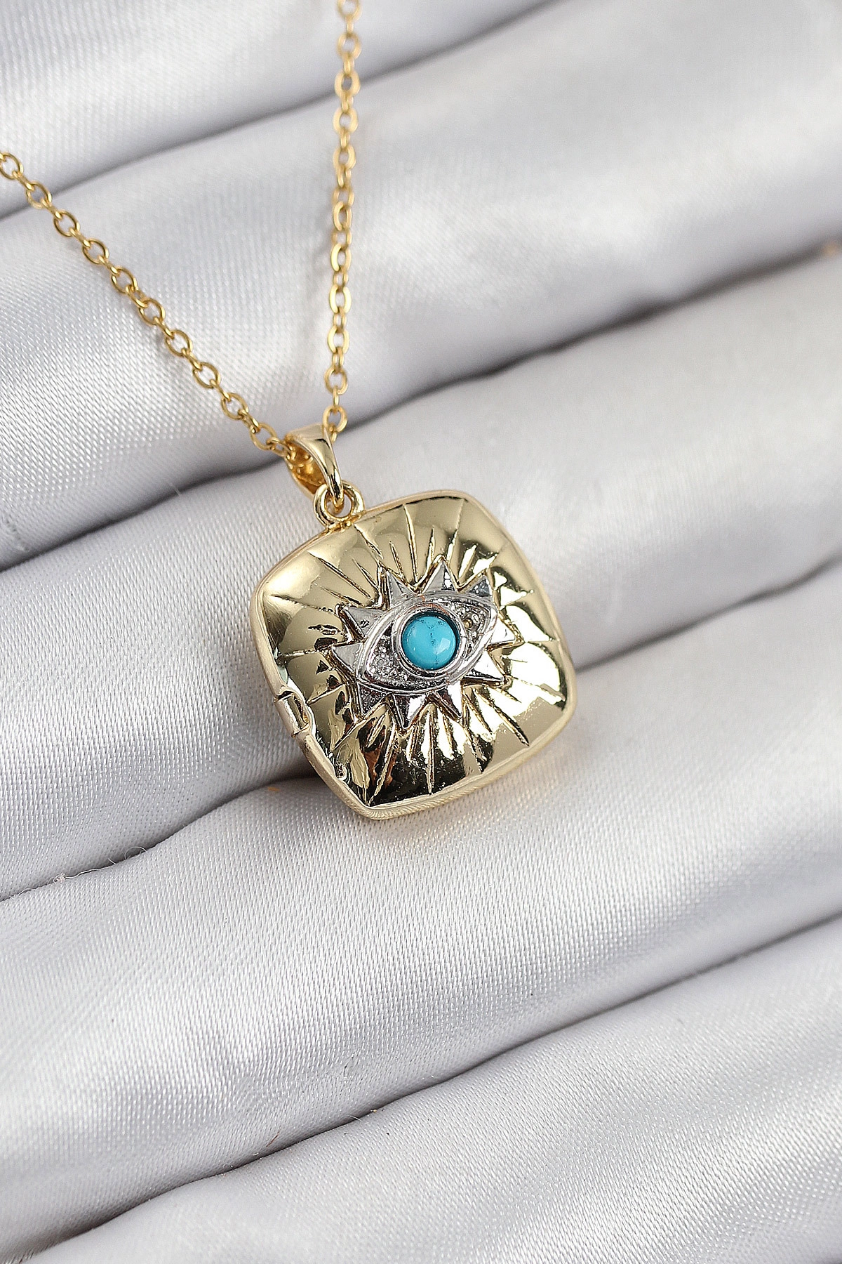 316L Çelik Zirkon Taşlı Açılabilr Kapaklı Göz Model Gold Renk Kadın Kolye-0