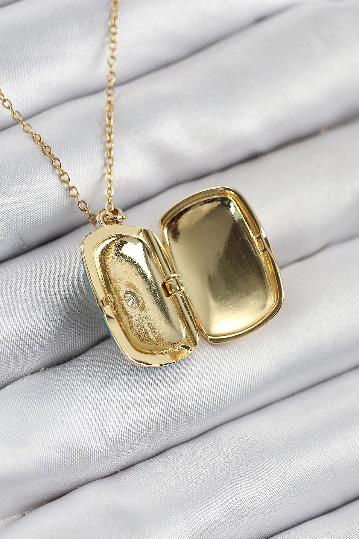 316L Çelik Zirkon Taşlı Açılabilr Kapaklı Kutup Yıldzı Model Gold Renk Kadın Kolye-1