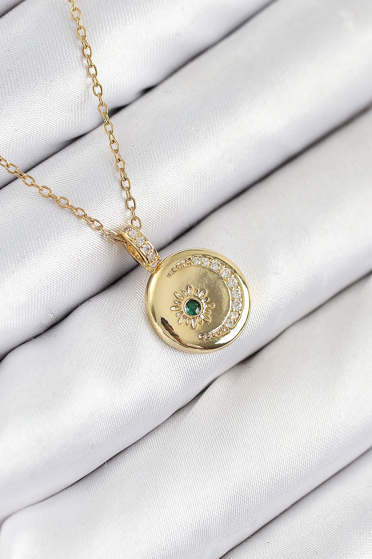 316L Çelik Zirkon Taşlı Ay Ve Güneş Model Gold Renk Kadın Kolye-0