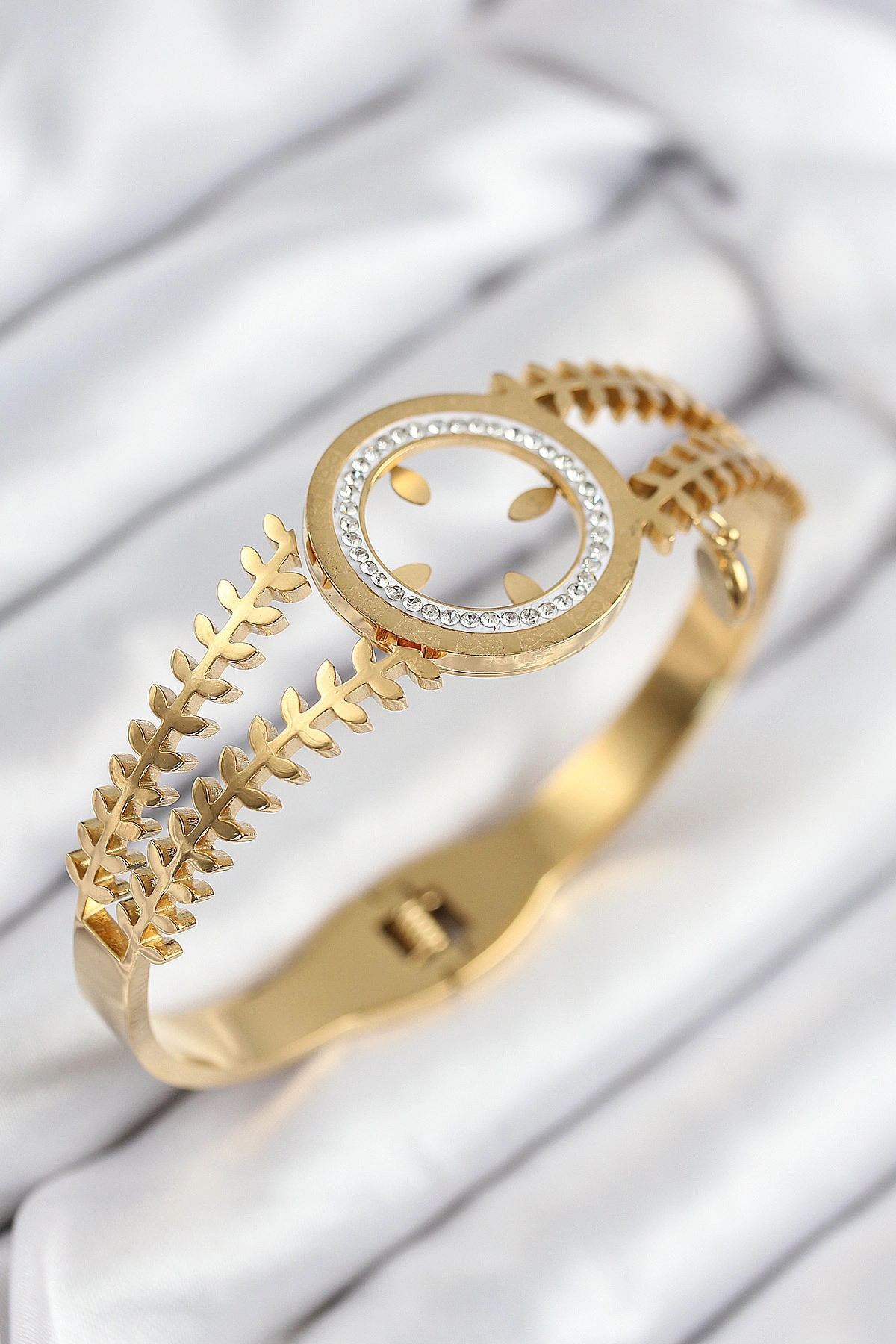 316L Çelik Zirkon Taşlı Çeyrek Takılabilir Gold Renk Kelepçe-0