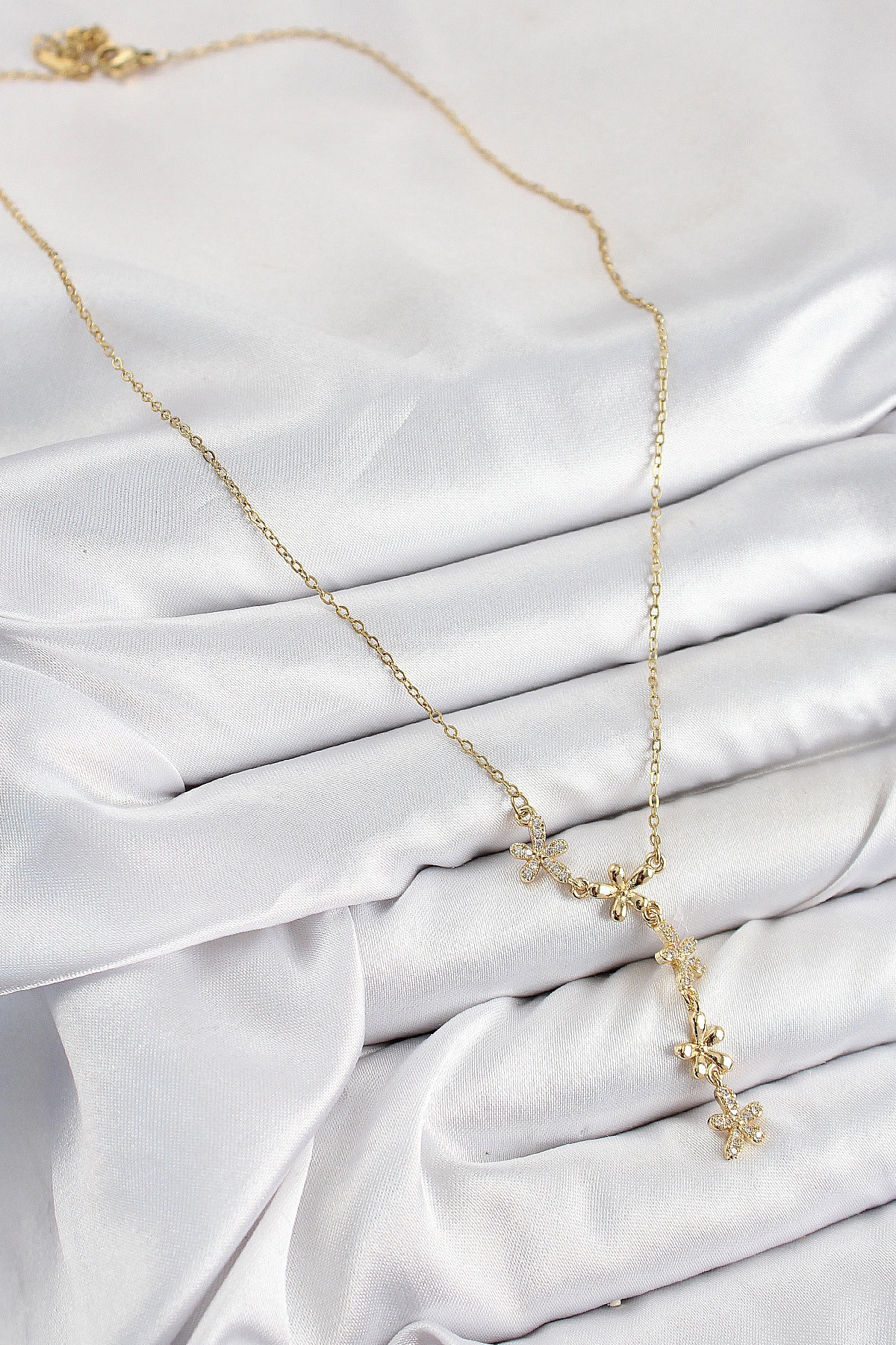 316L Çelik Zirkon Taşlı Çiçek Model Gold Renk Kadın Kolye-1