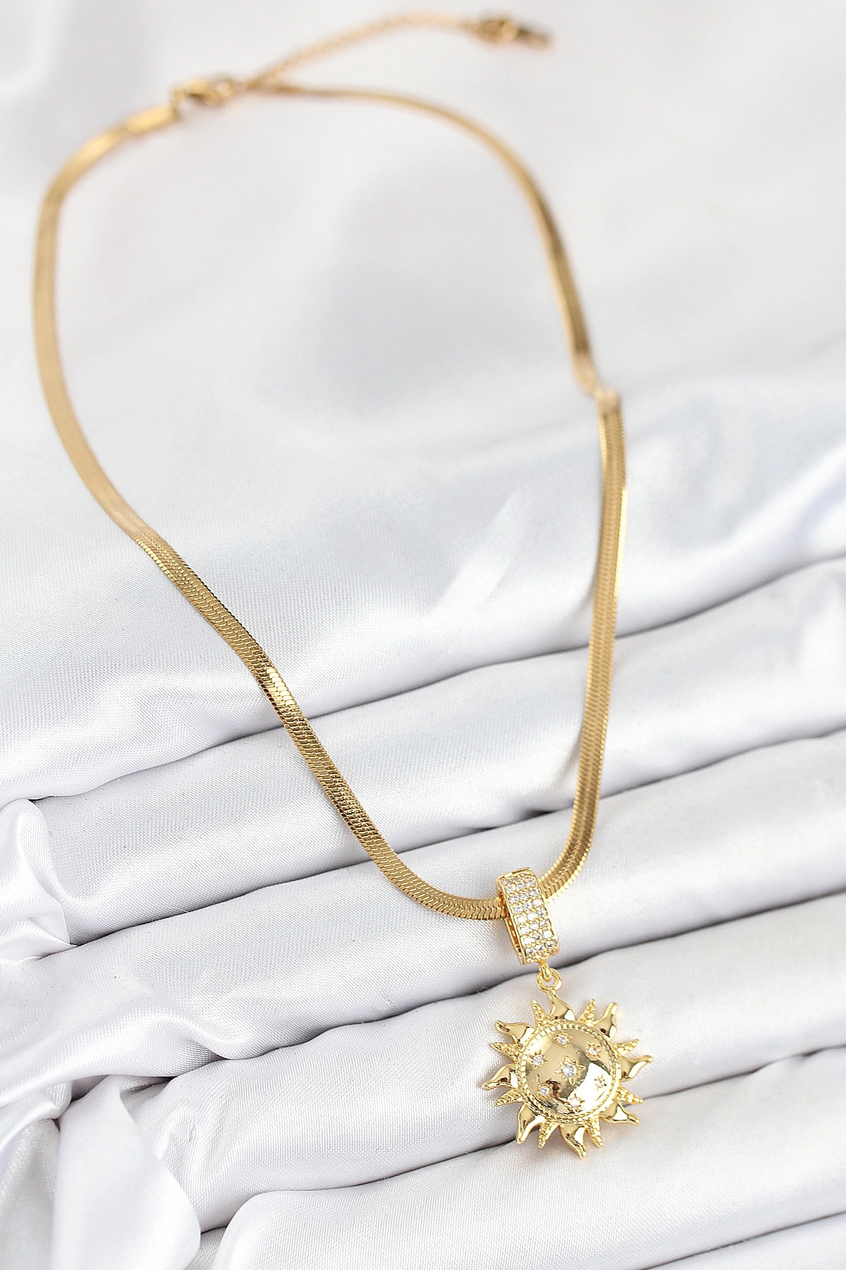 316L Çelik Zirkon Taşlı Güneş Model Gold Renk Kadın Kolye-1