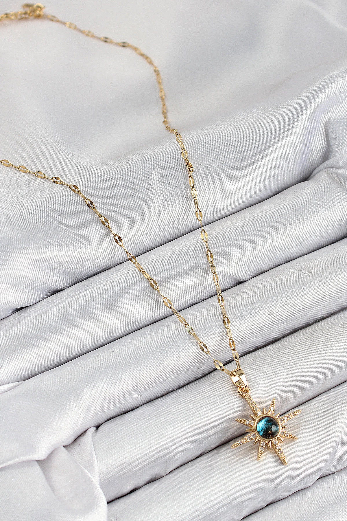 316L Çelik Zirkon Taşlı Kutup Yıldızı Model Gold Renk Kadın Kolye-1