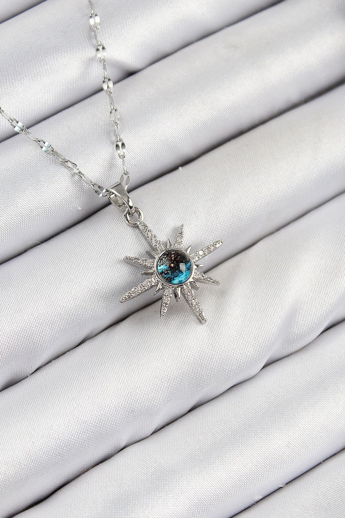 316L Çelik Zirkon Taşlı Kutup Yıldızı Model Gümüş Renk Kadın Kolye-0