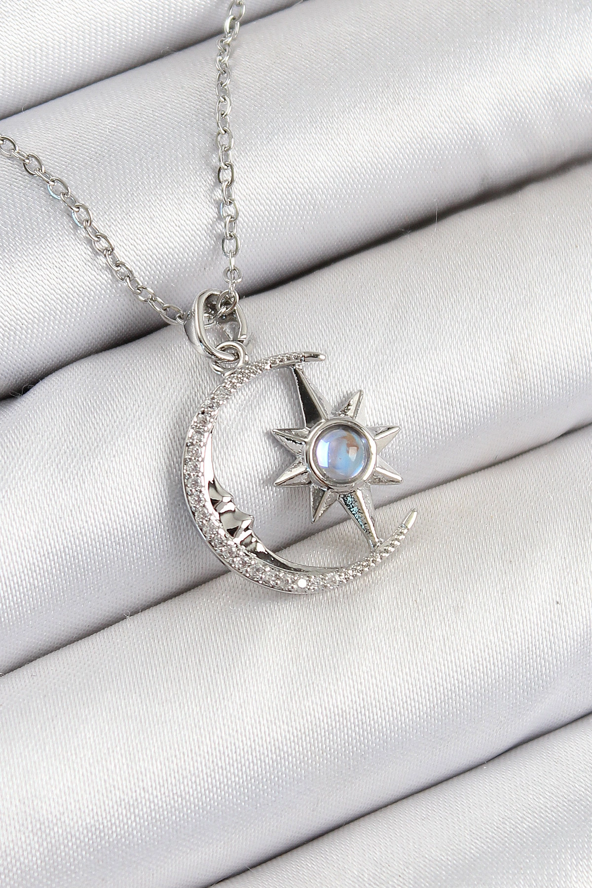 316L Çelik Zirkon Taşlı Kutup Yıldızlı Hilal Model Gümüş Renk Kadın Kolye-0