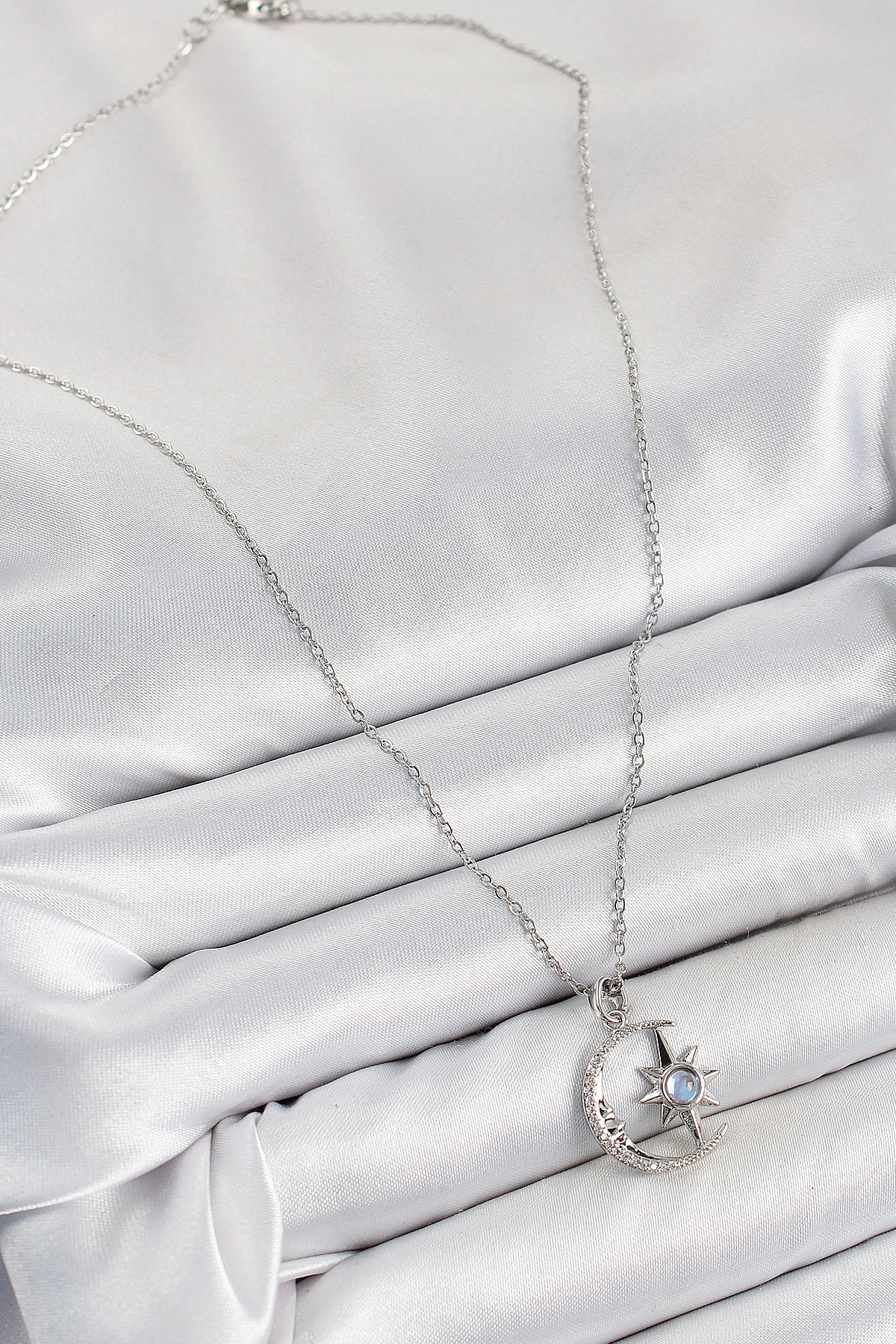 316L Çelik Zirkon Taşlı Kutup Yıldızlı Hilal Model Gümüş Renk Kadın Kolye-1