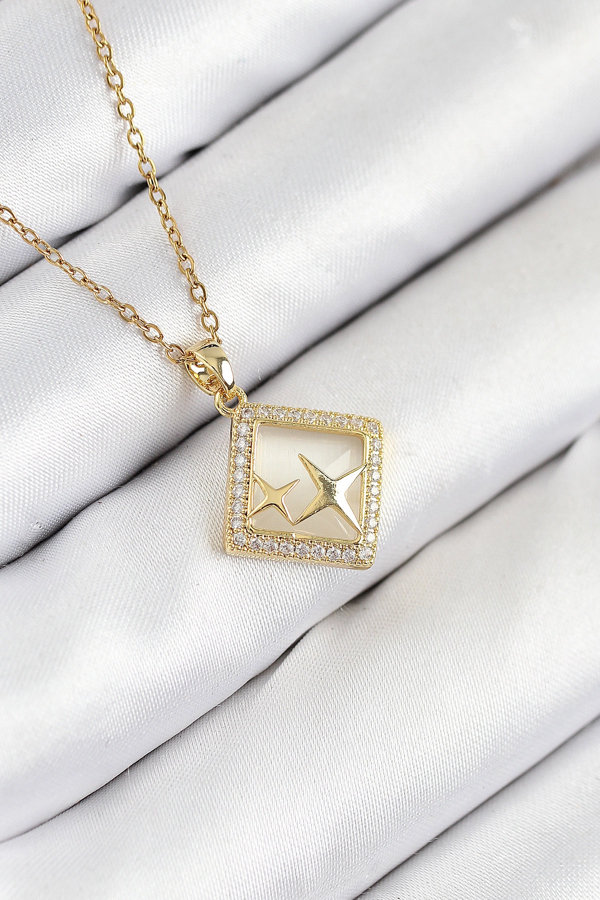 316L Çelik Zirkon Taşlı Yıldız Model Gold Renk Kadın Kolye-0