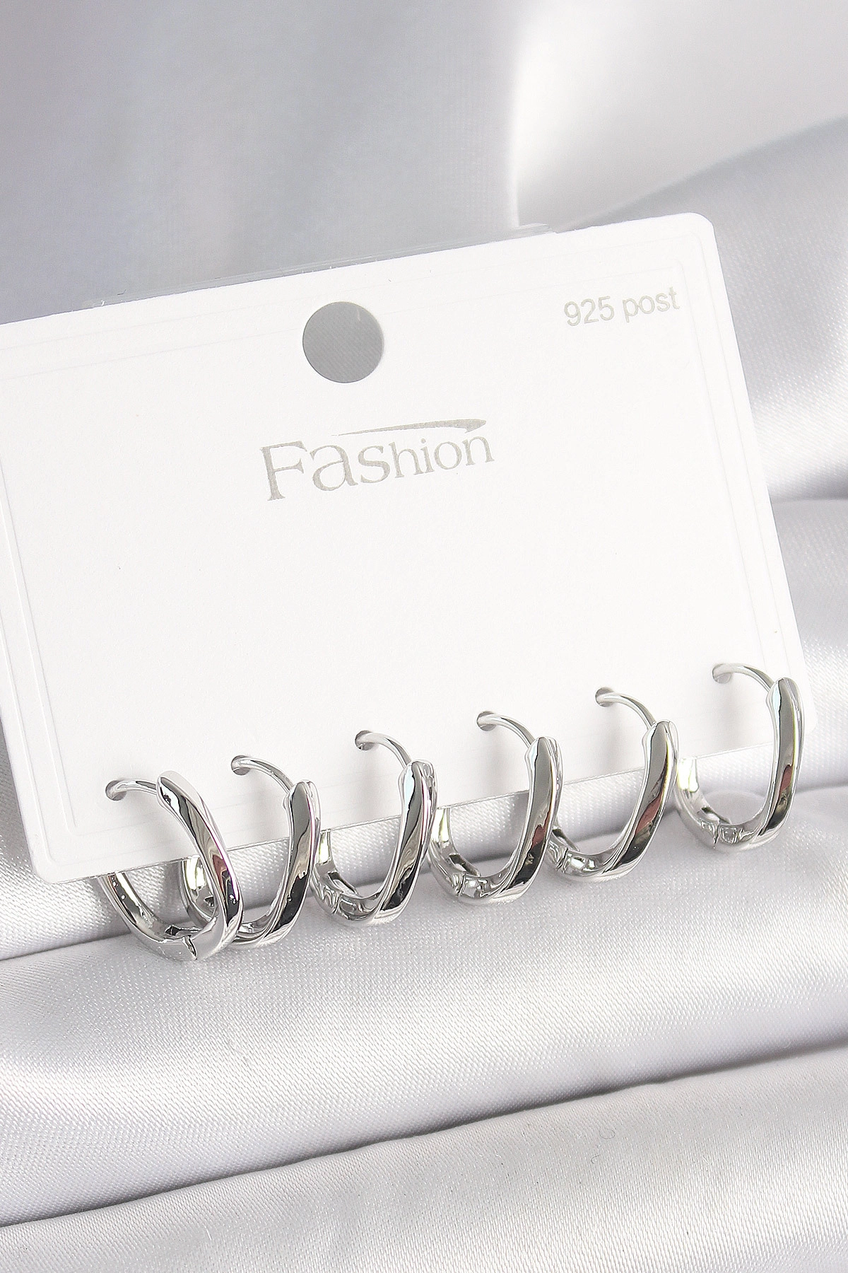 925 Ayar Gümüş Çivi Pirinç Oval Halka Model Kadın Küpe Seti-0