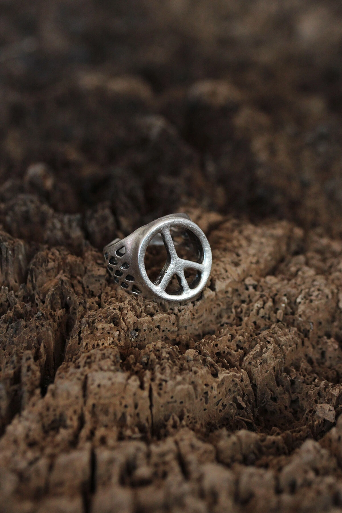 Barış İşareti Tasarımlı Ayarlamalı Erkek Yüzük-0