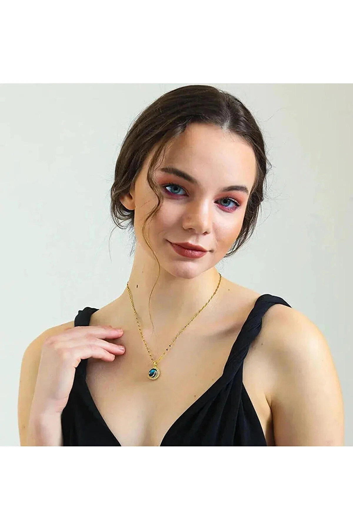 Gökyüzü Kadın Kolye - Kararmaz - Çelik | Hediye Paketi | Uzay - Dünya - Gezegen Temalı-2