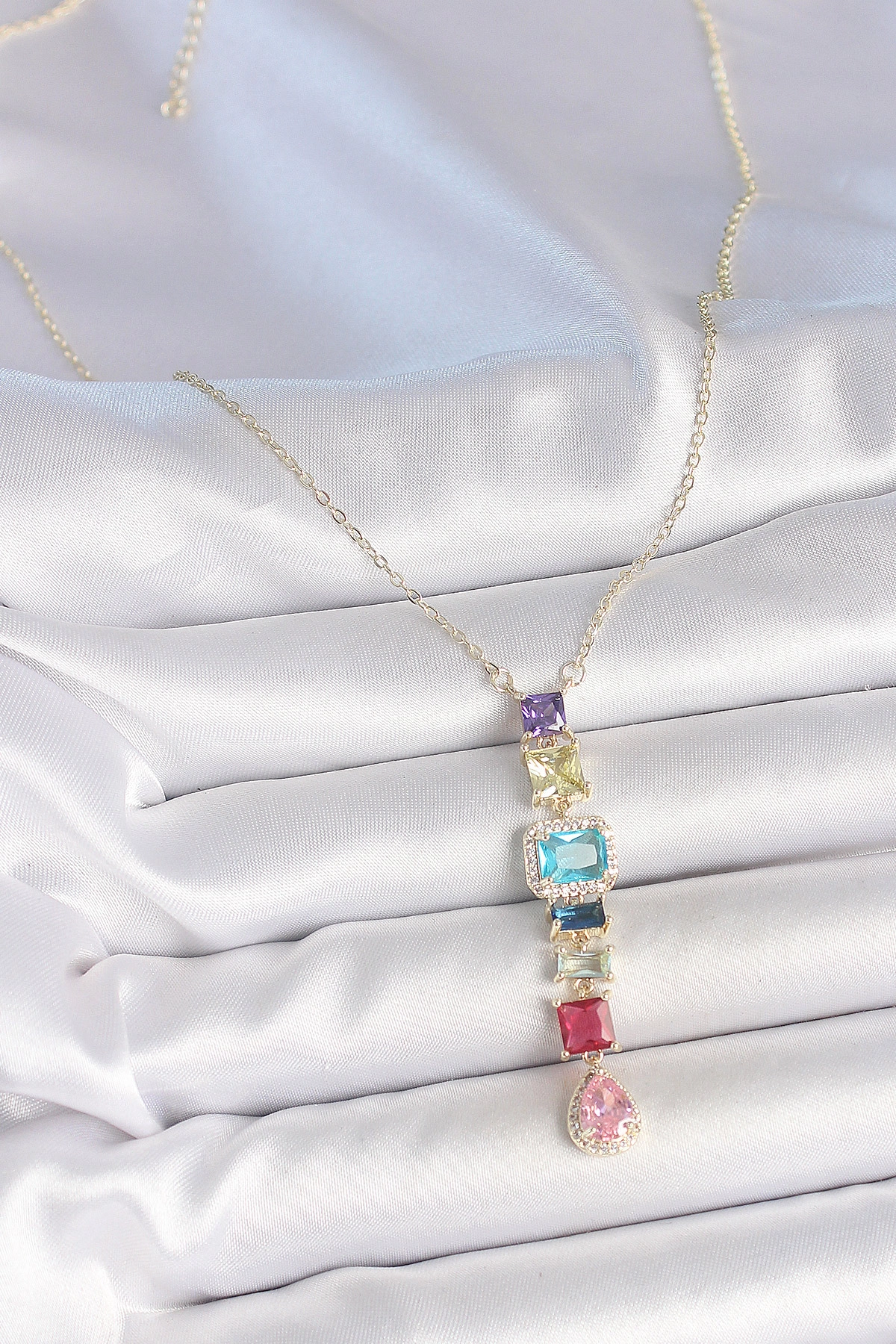 Gold Karışık Renk Zirkon Taşlı Y Pirinç Kolye-1