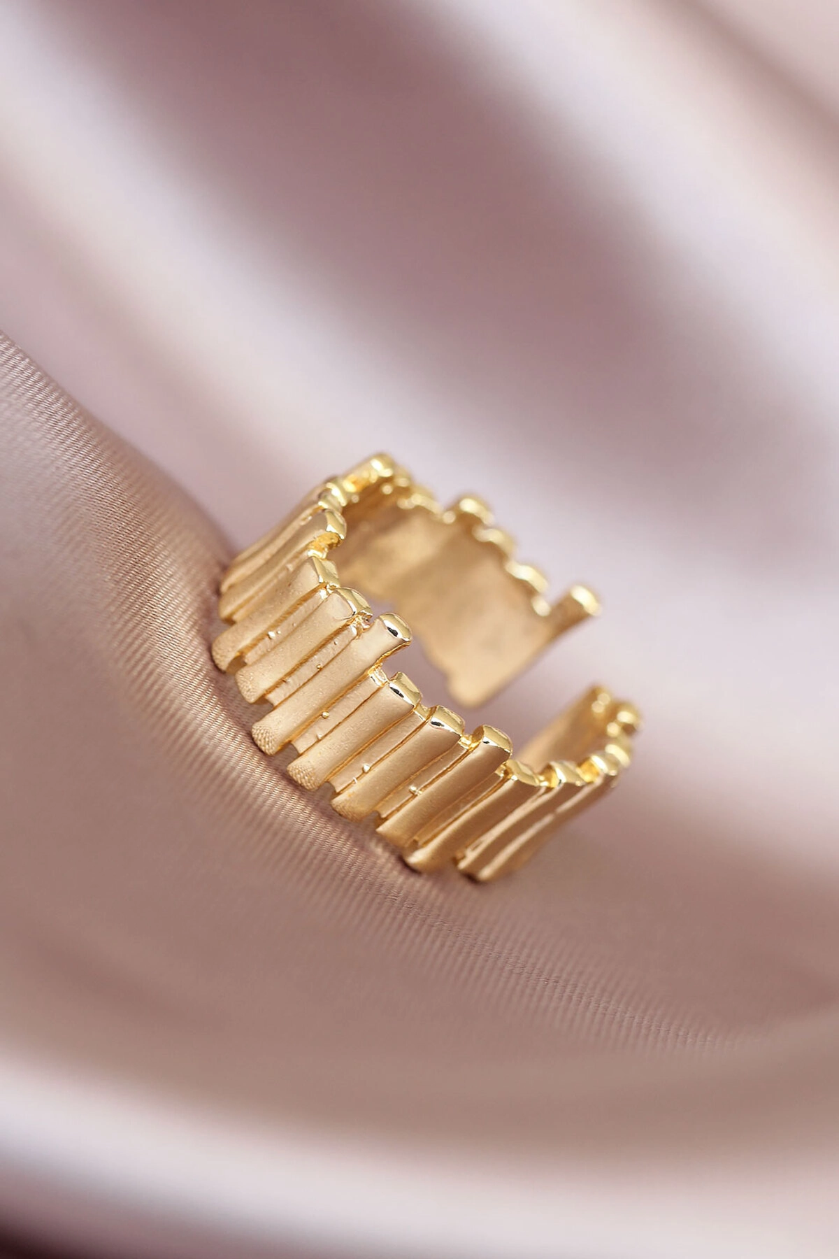 Gold Renk Metal Ayarlamalı Kadın Yüzük-0