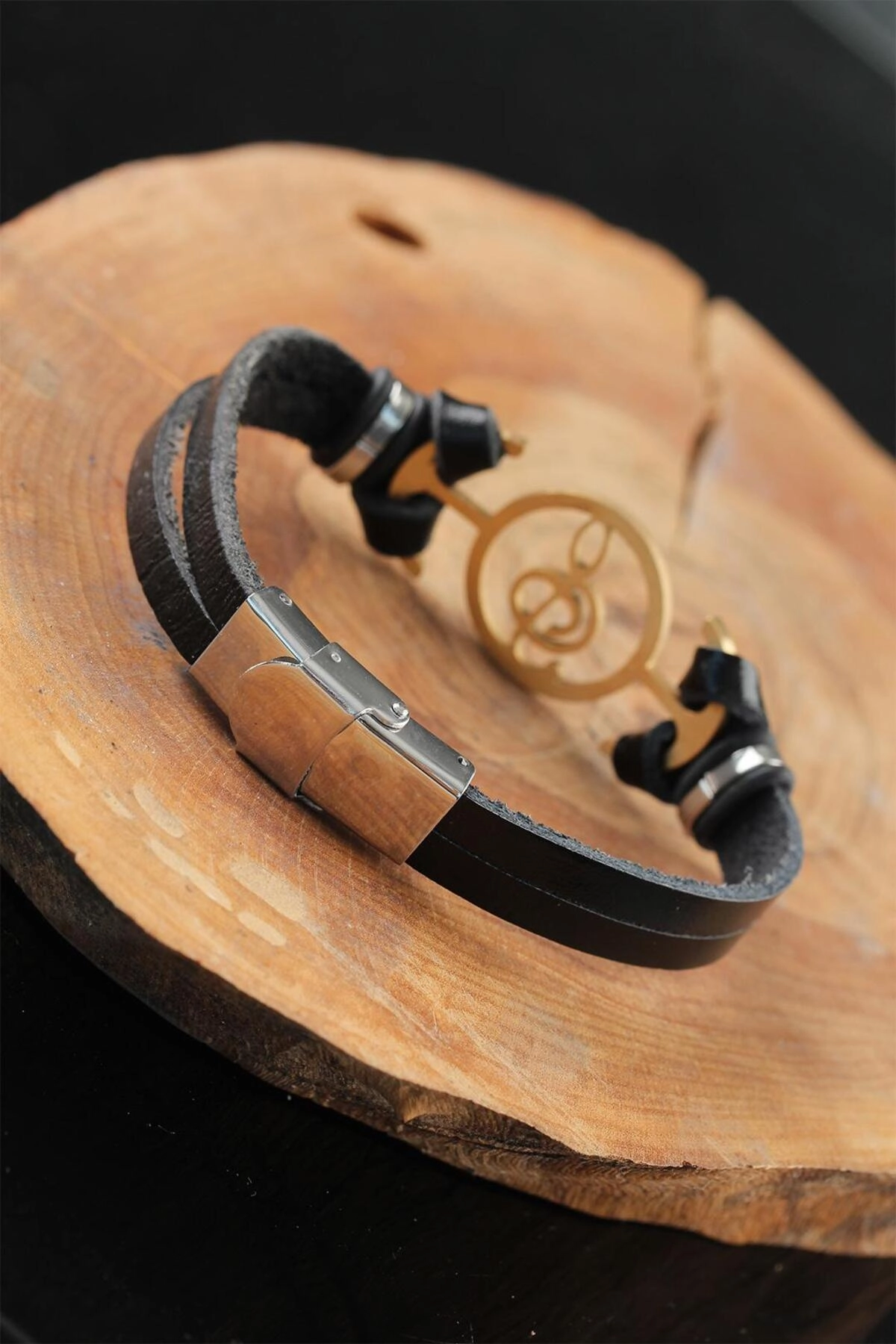 Gold Renk Metal Sol Anahtarlı Tasarım Siyah Renk Deri Erkek Bileklik-1