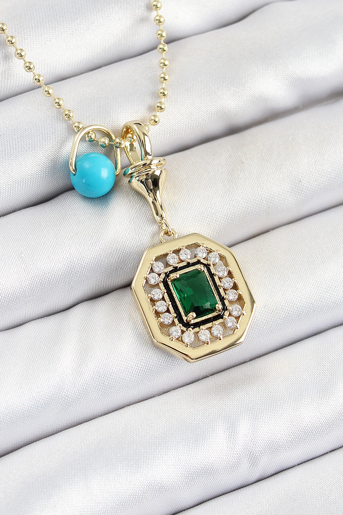 Gold Renk Pirinç Zirkon Taşlı Kadın Serenay Kolyesi-0